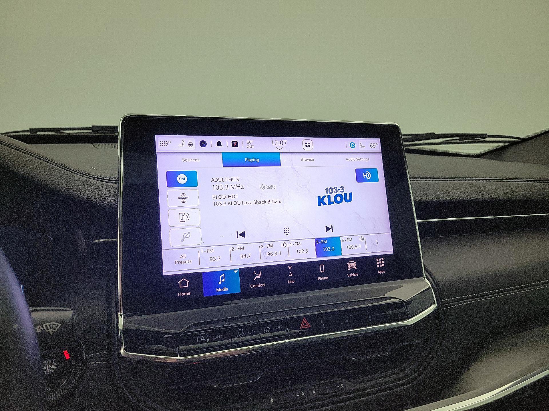 Thumbnail: 2022 Jeep Compass - 16