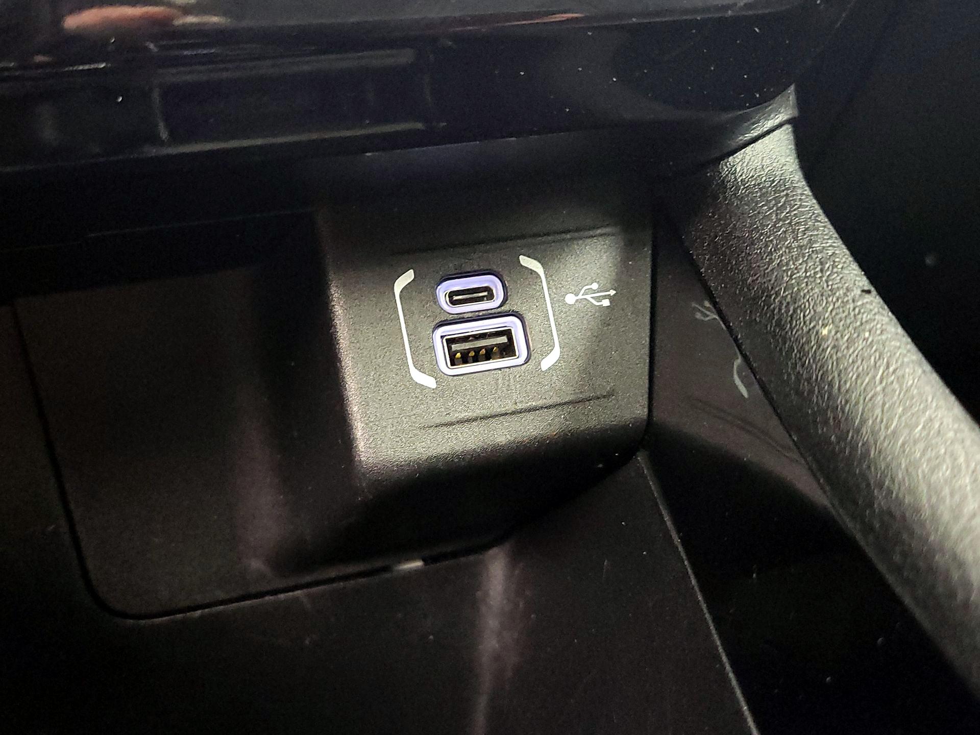 Thumbnail: 2022 Jeep Compass - 19