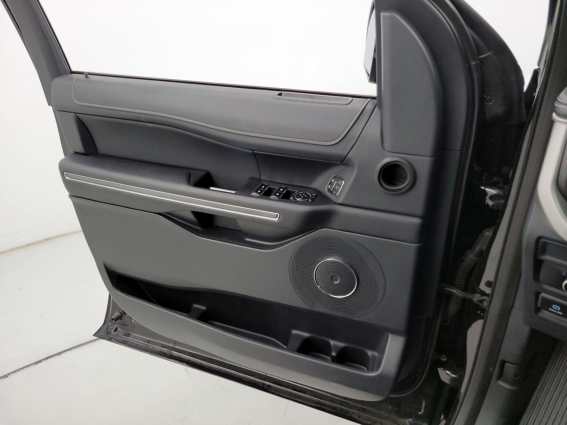 Thumbnail: 2024 Ford Expedition - 12