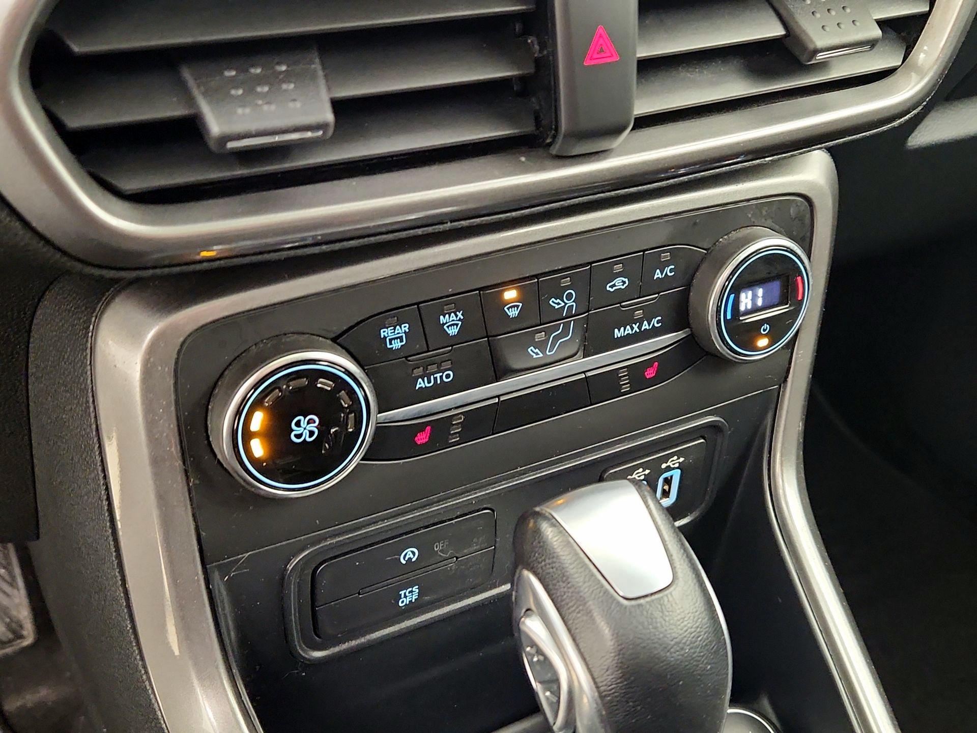 Thumbnail: 2021 Ford EcoSport - 16