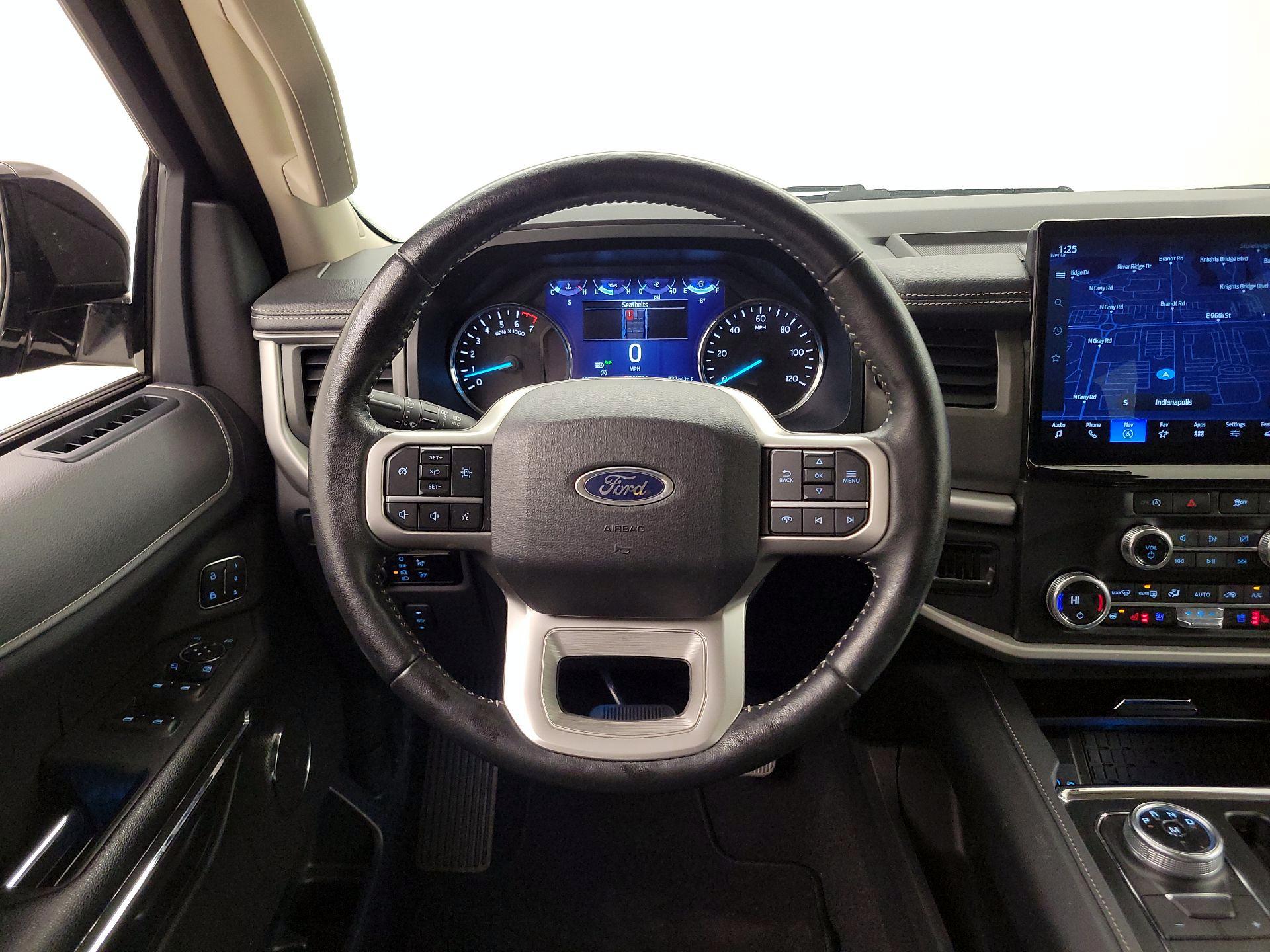 Thumbnail: 2024 Ford Expedition - 10