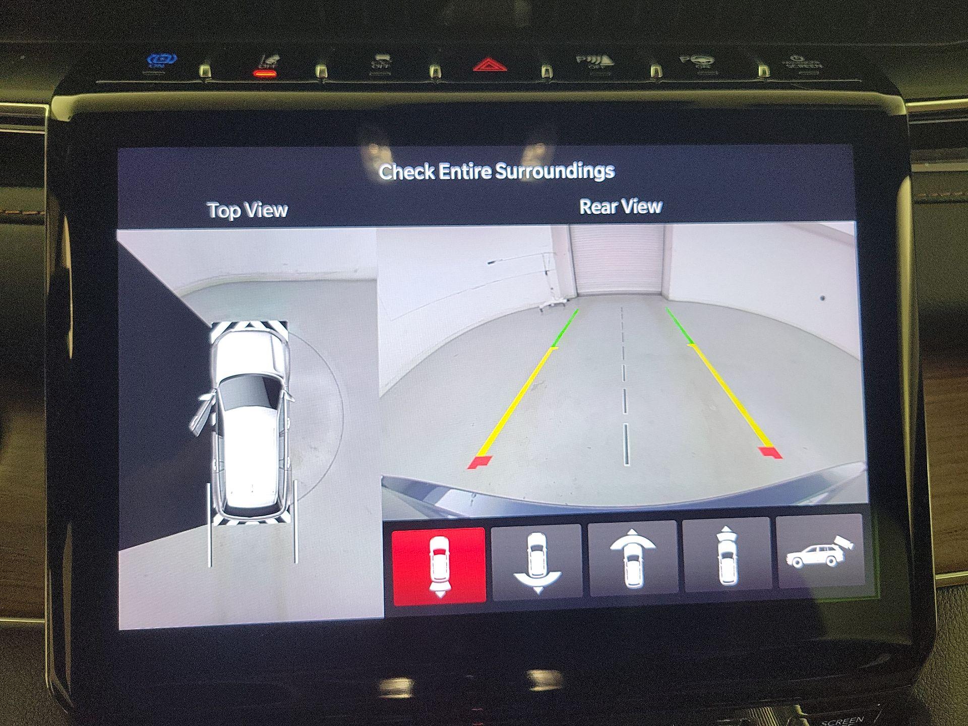 Thumbnail: 2022 Jeep Grand Cherokee - 15