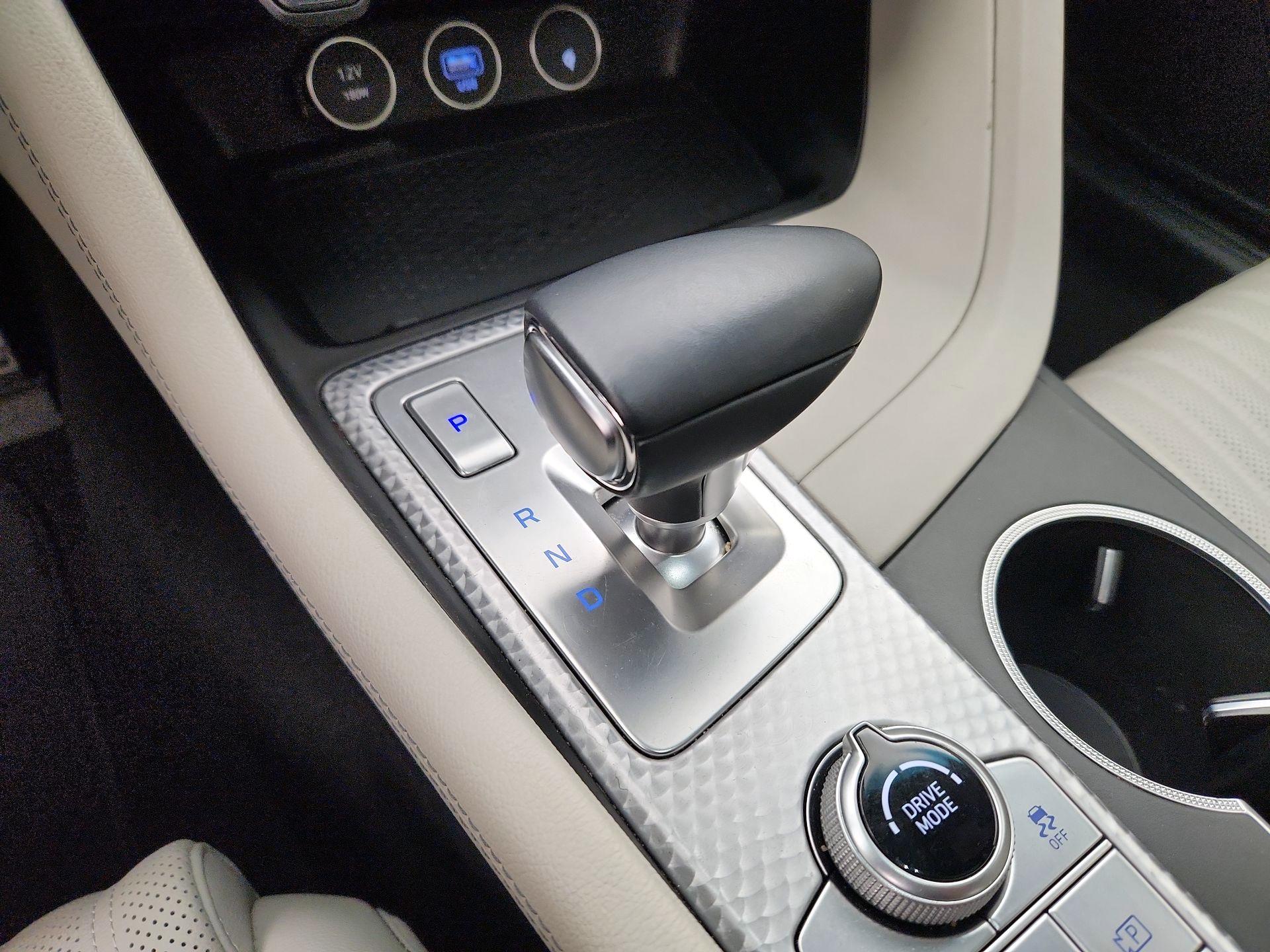 Thumbnail: 2023 Genesis G70 - 18