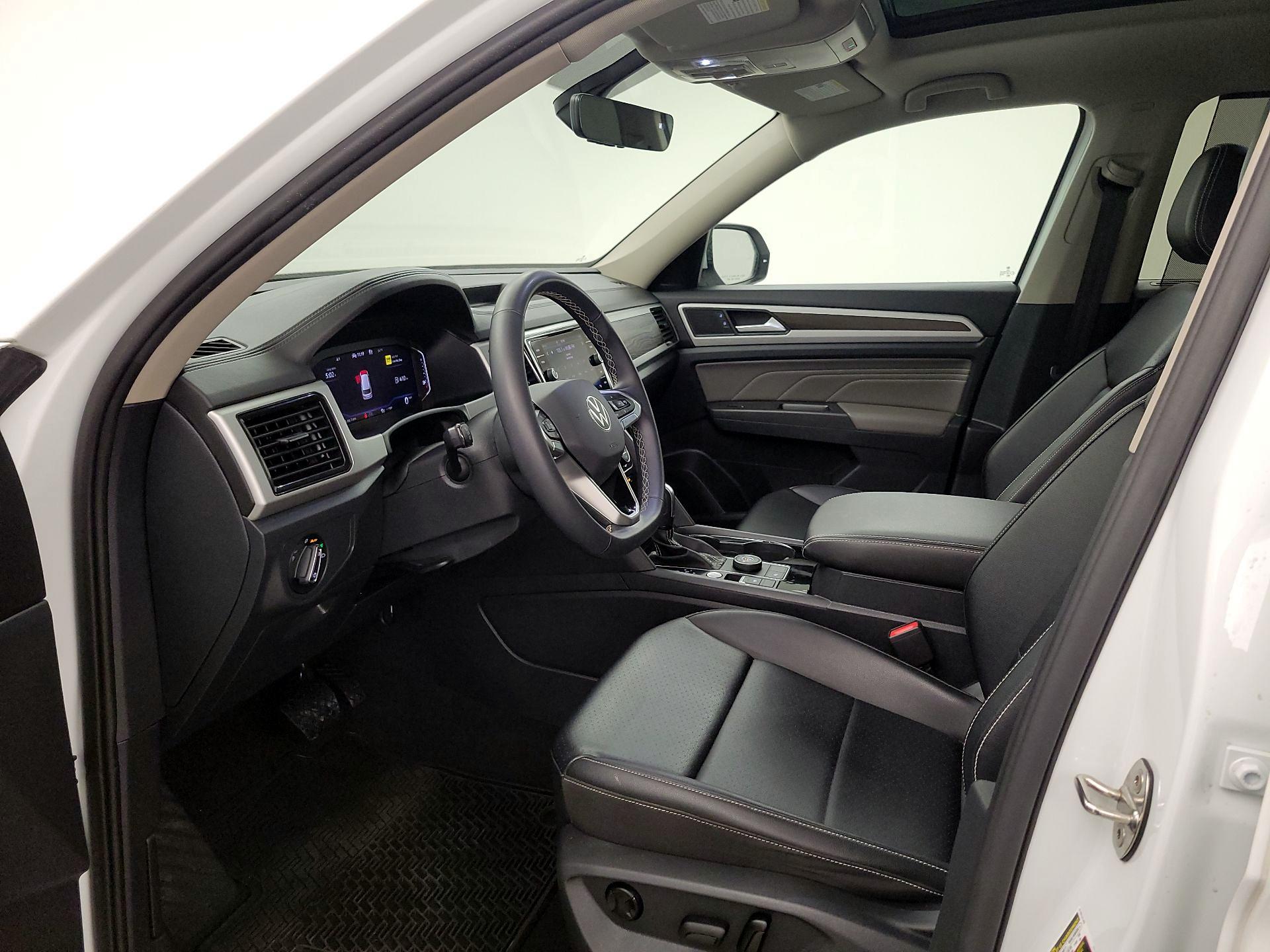 Thumbnail: 2022 Volkswagen Atlas - 11