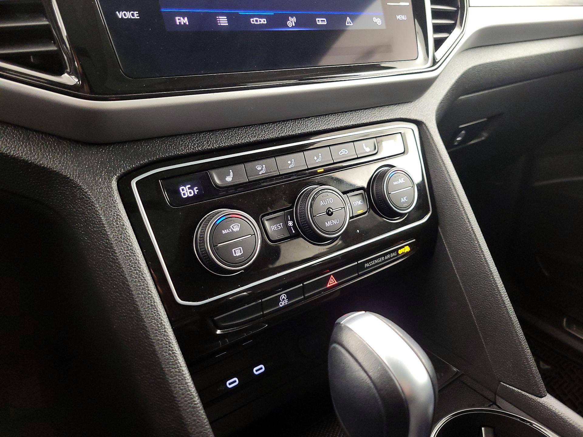 Thumbnail: 2022 Volkswagen Atlas - 16