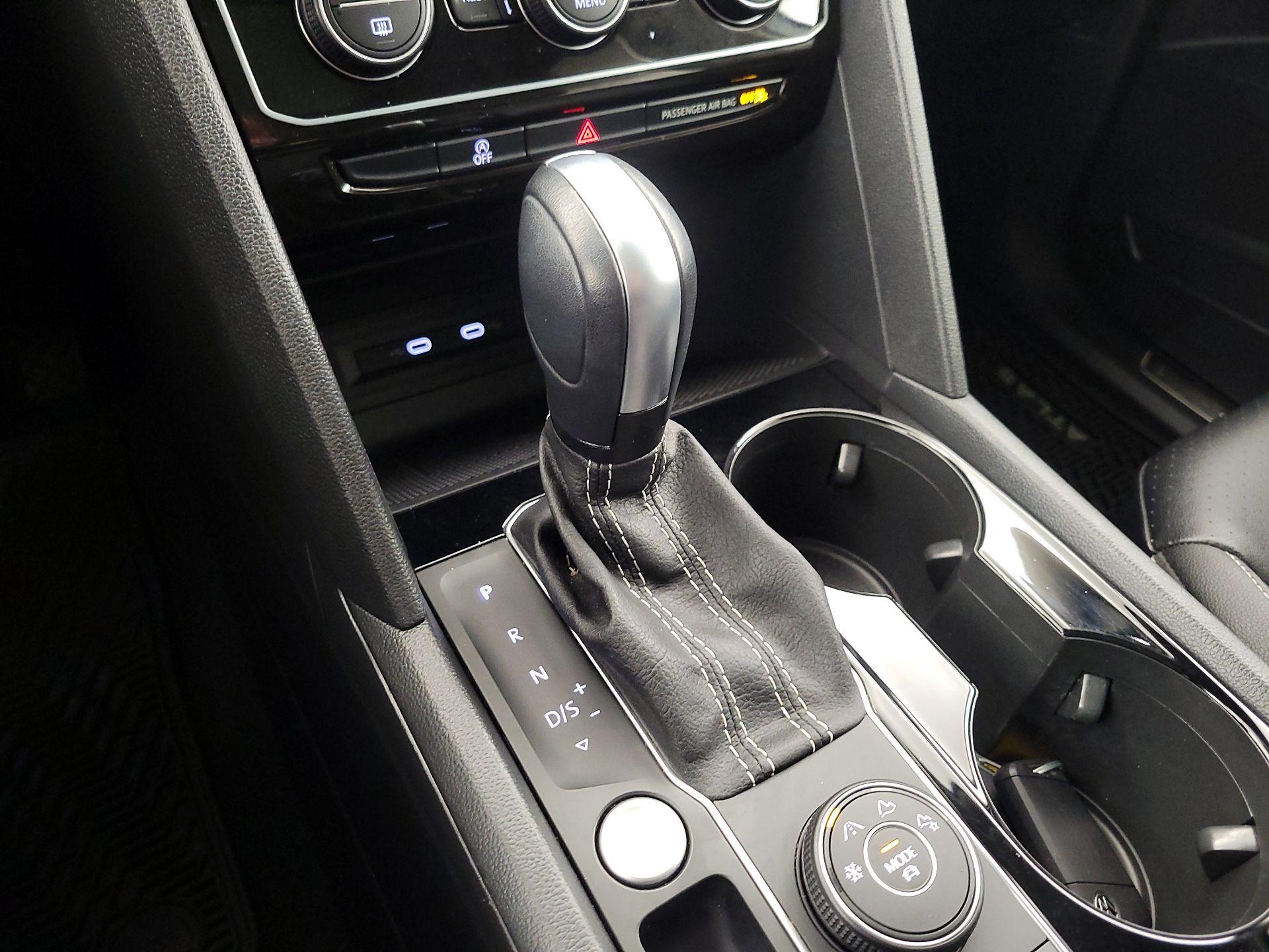 Thumbnail: 2022 Volkswagen Atlas - 17