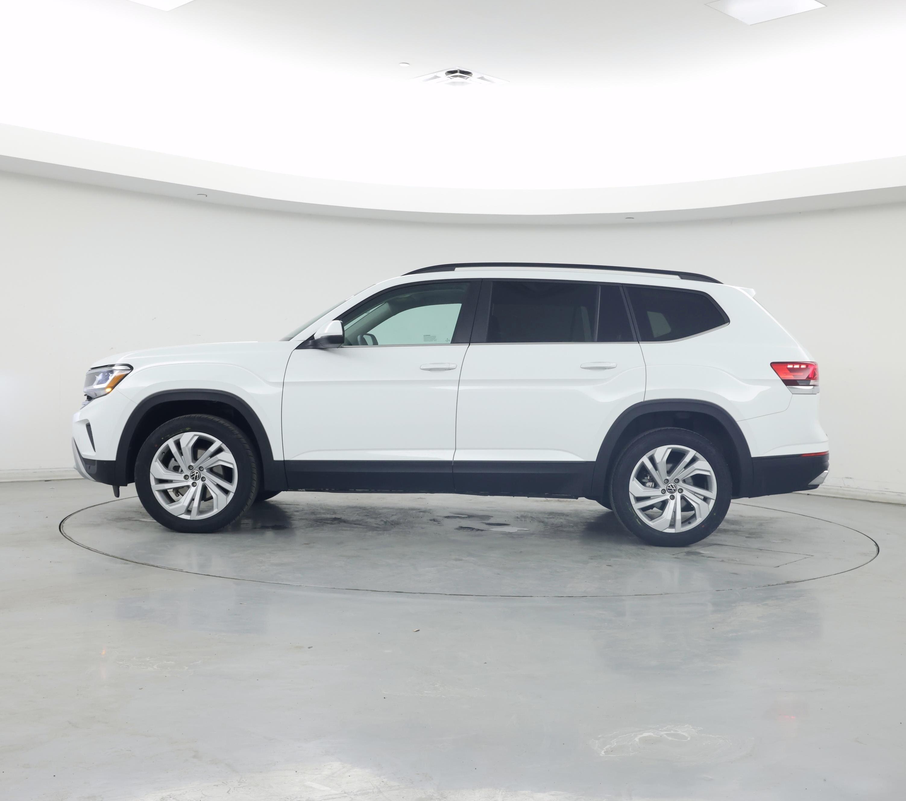 Thumbnail: 2022 Volkswagen Atlas - 3