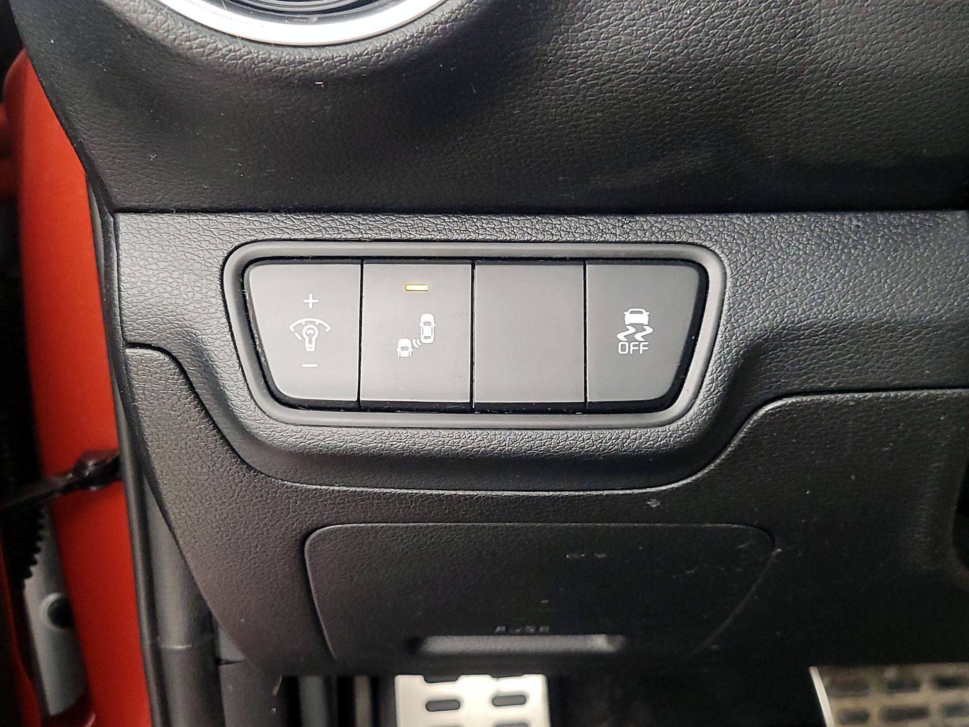 Thumbnail: 2023 Kia Forte - 13