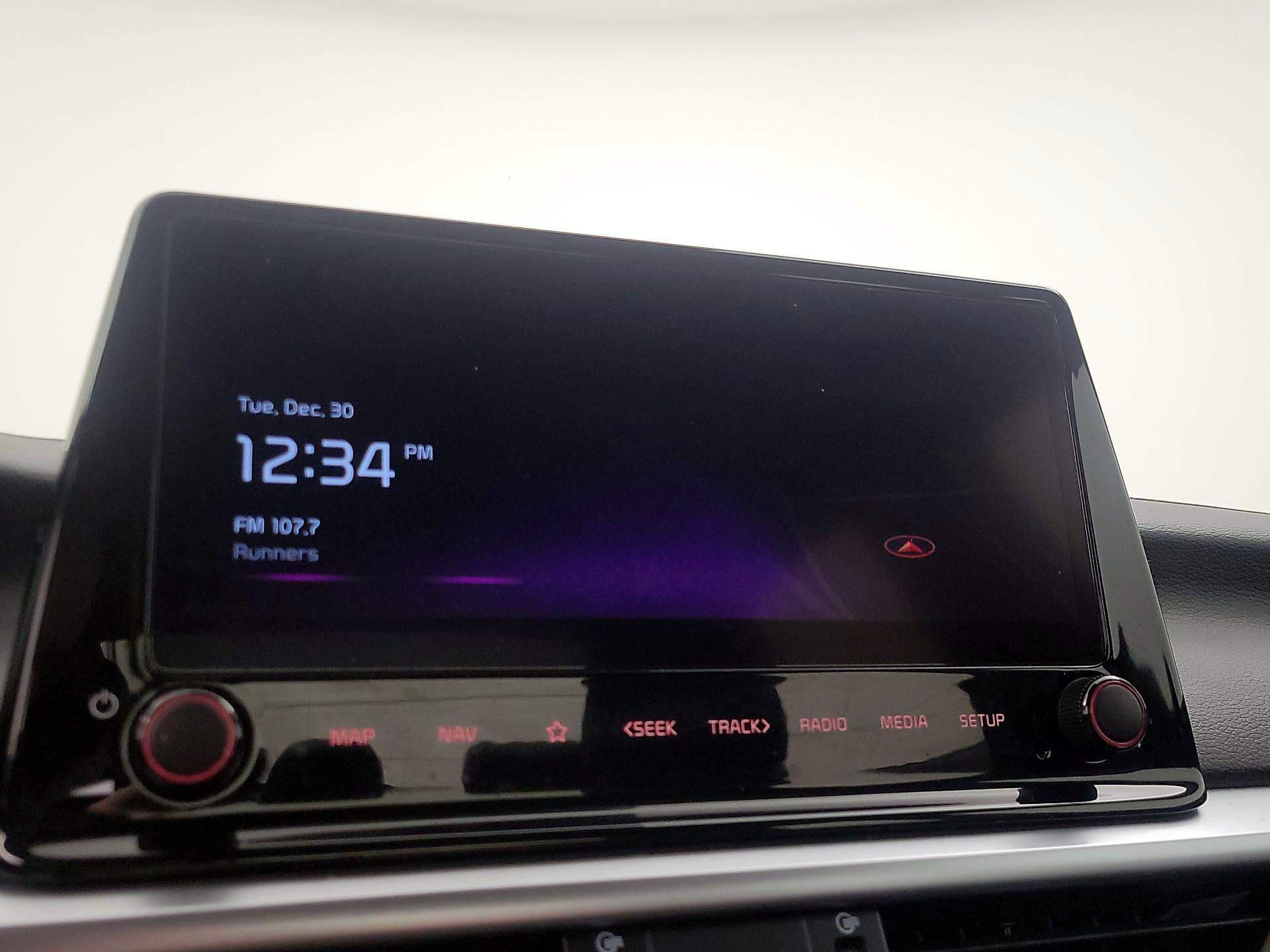 Thumbnail: 2023 Kia Forte - 16