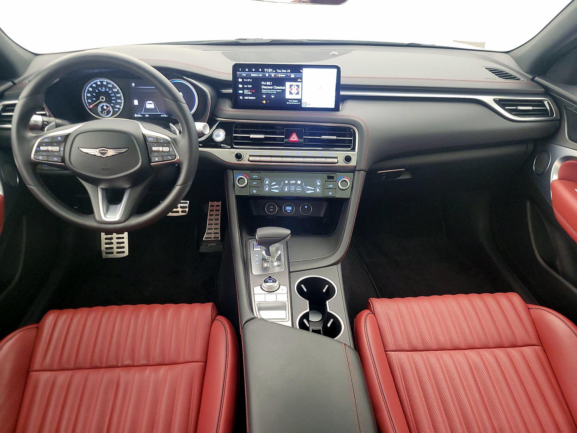 Thumbnail: 2024 Genesis G70 - 9