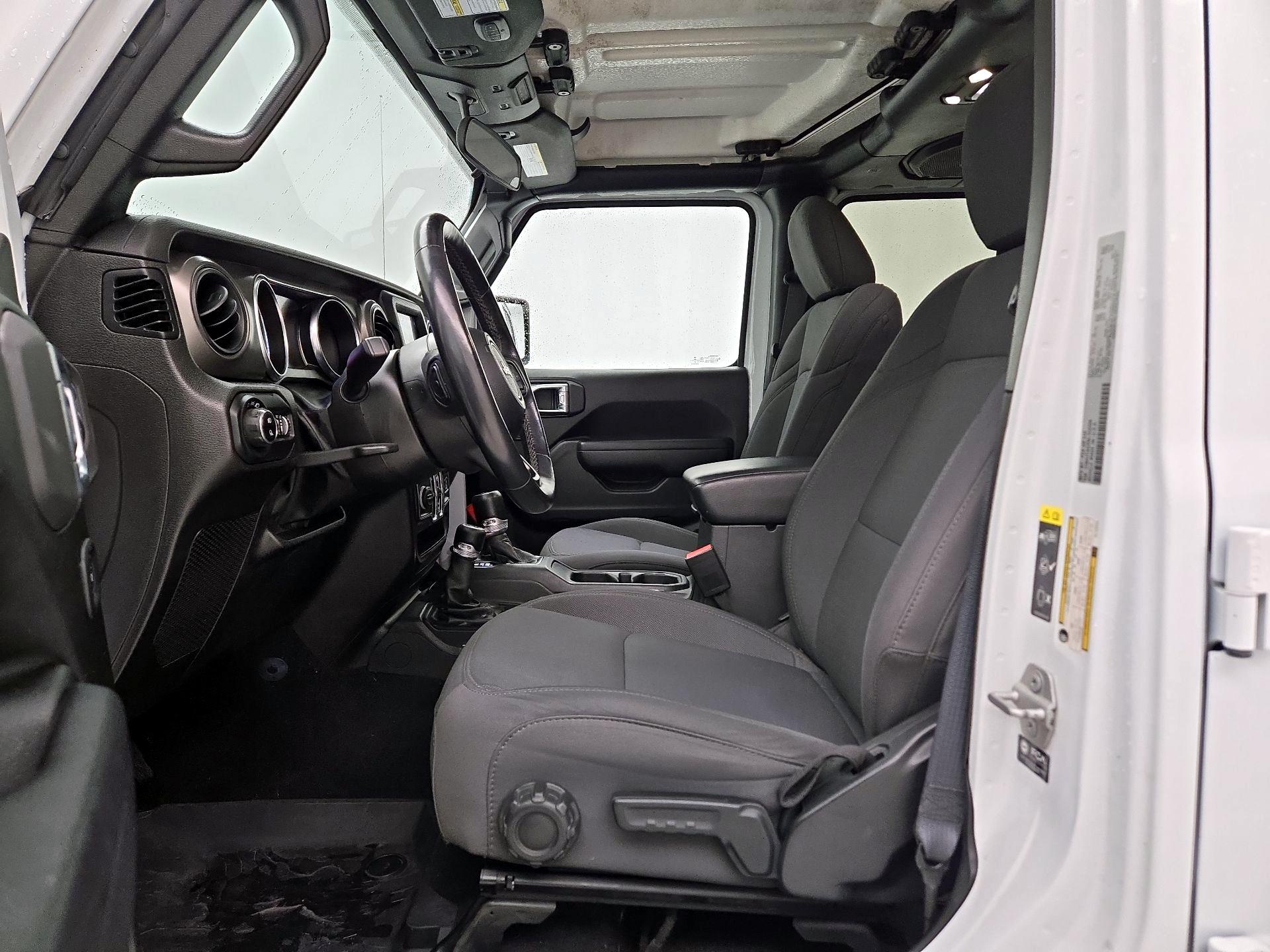 Thumbnail: 2022 Jeep Gladiator - 11