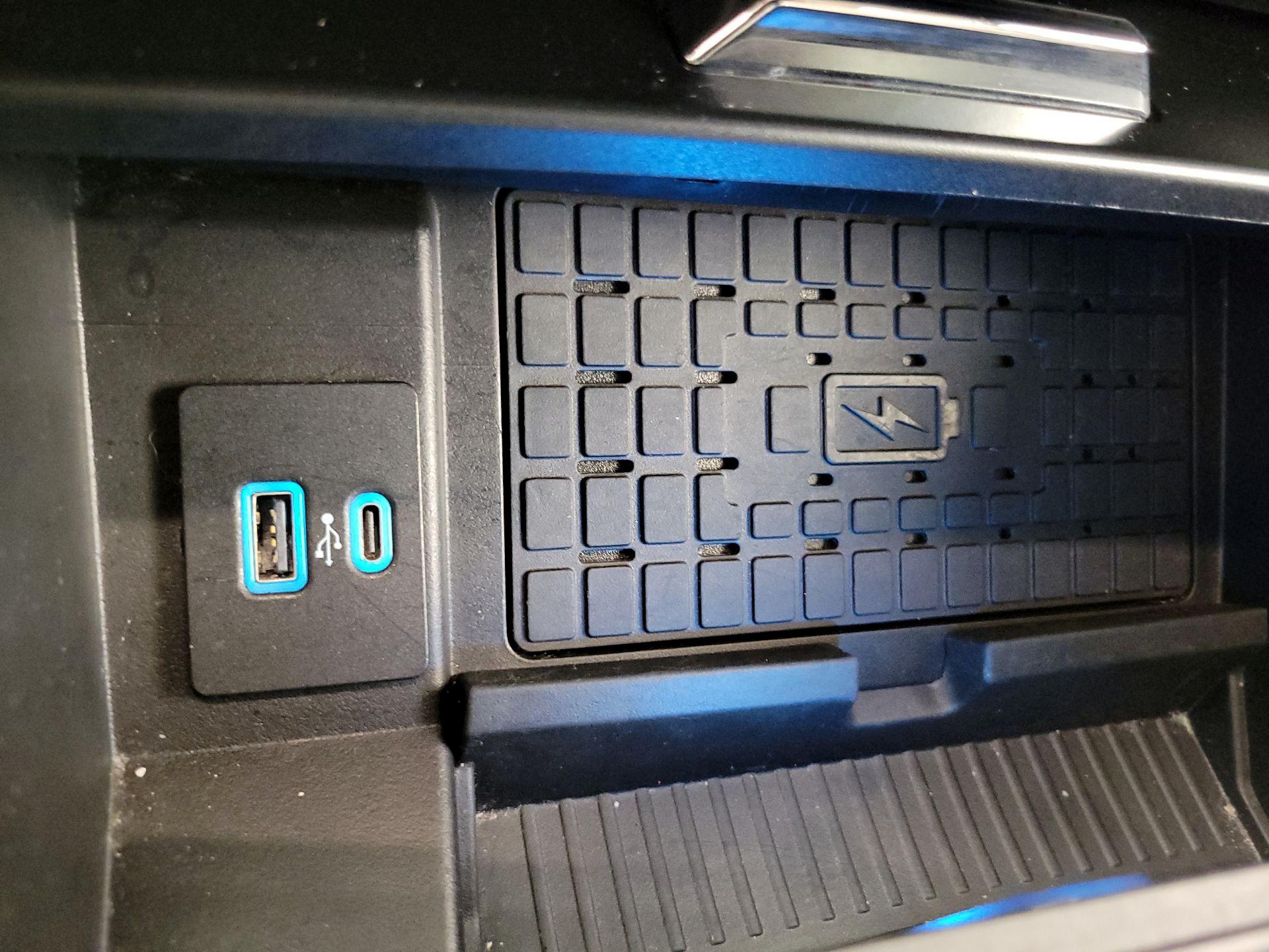 Thumbnail: 2024 Ford Expedition MAX - 19