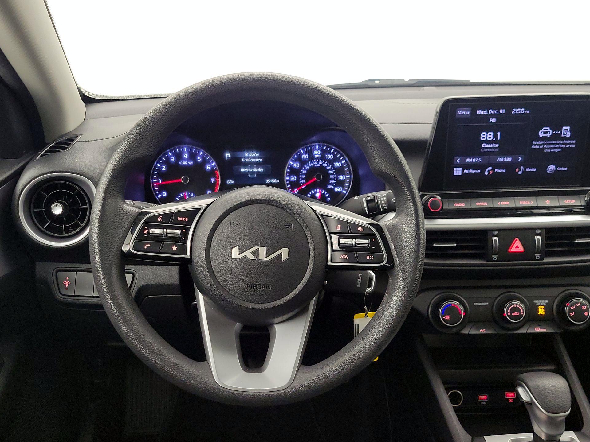 Thumbnail: 2024 Kia Forte - 10