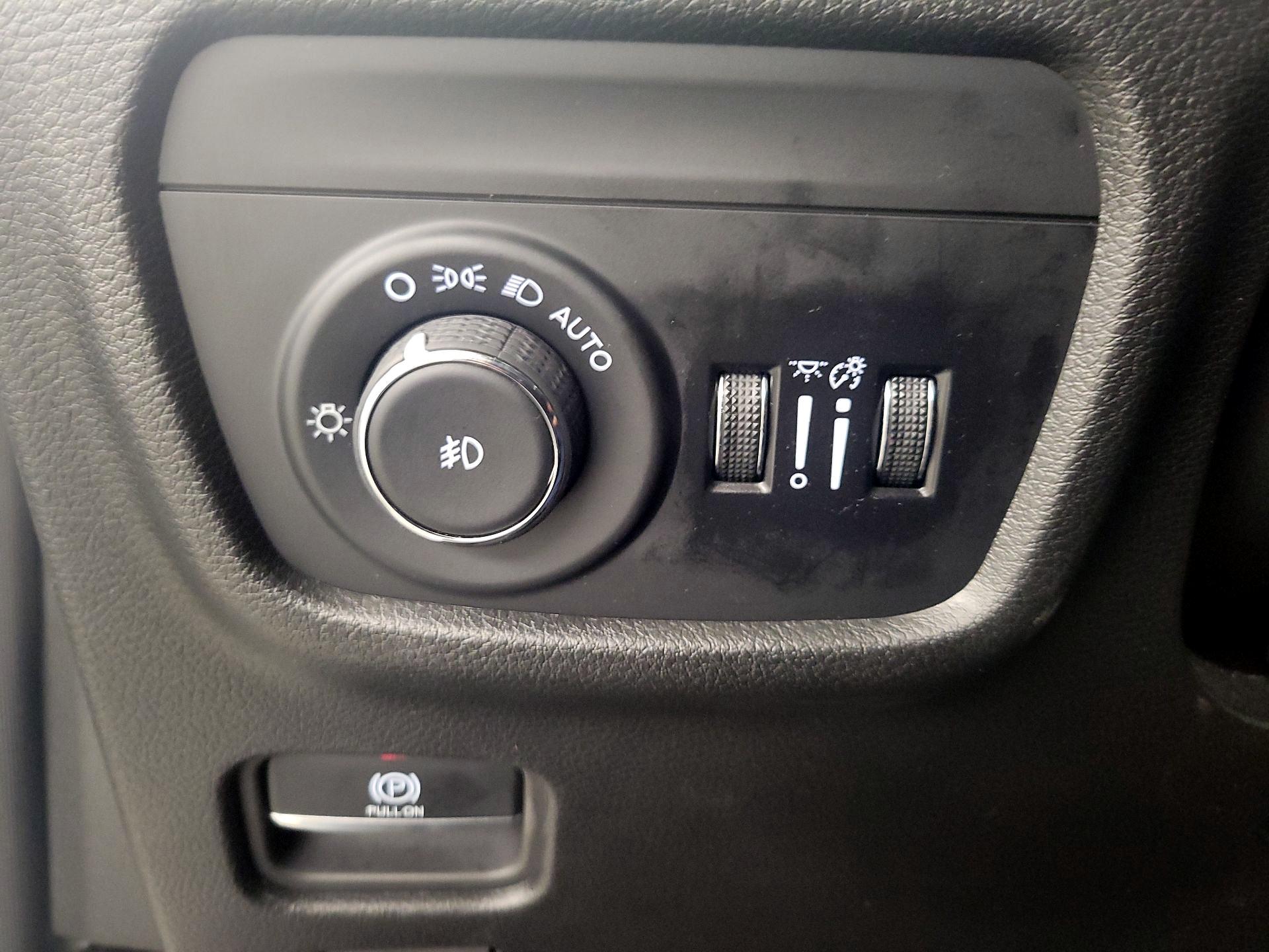 Thumbnail: 2024 Jeep Grand Cherokee - 13