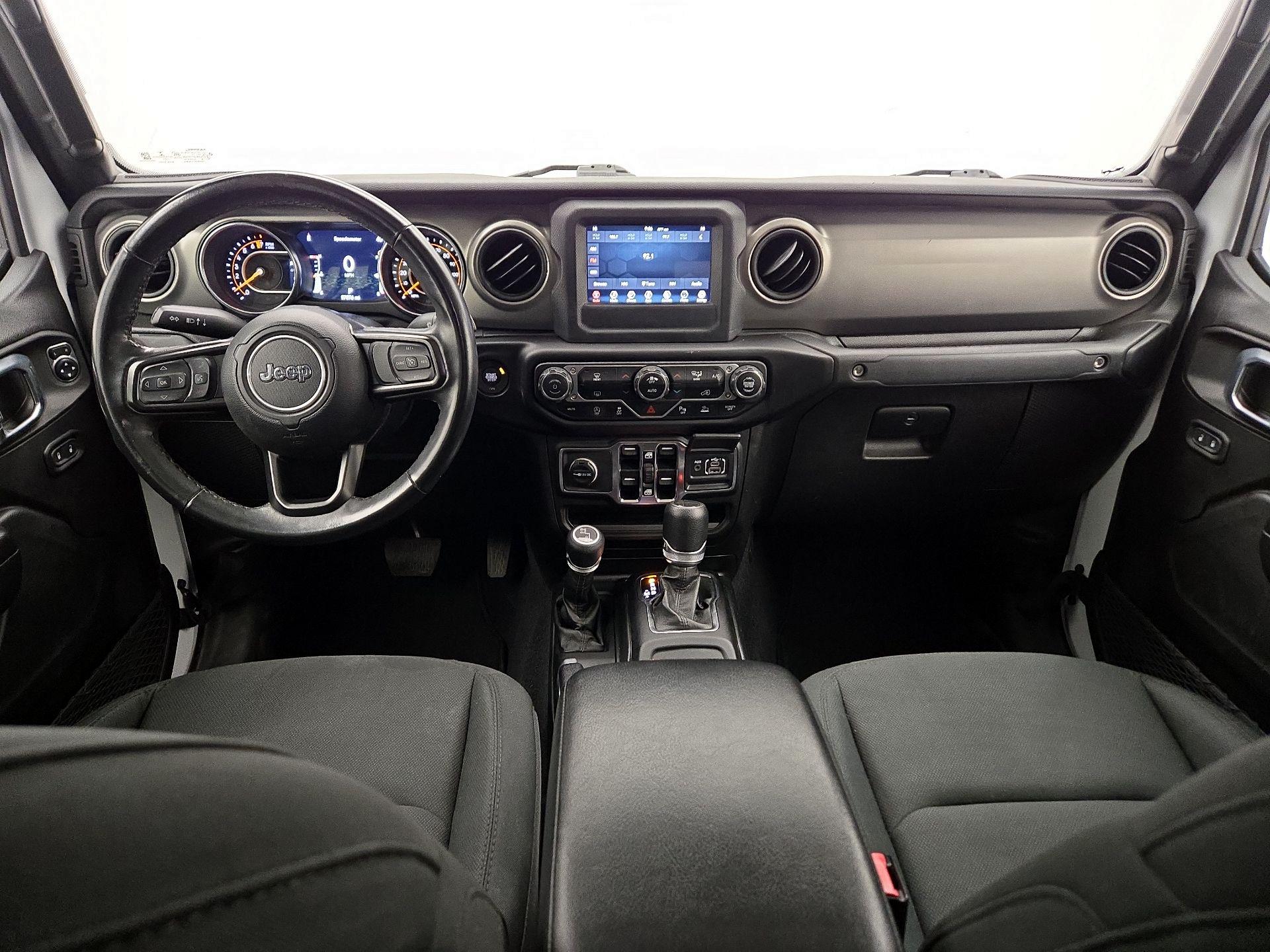 Thumbnail: 2021 Jeep Gladiator - 9