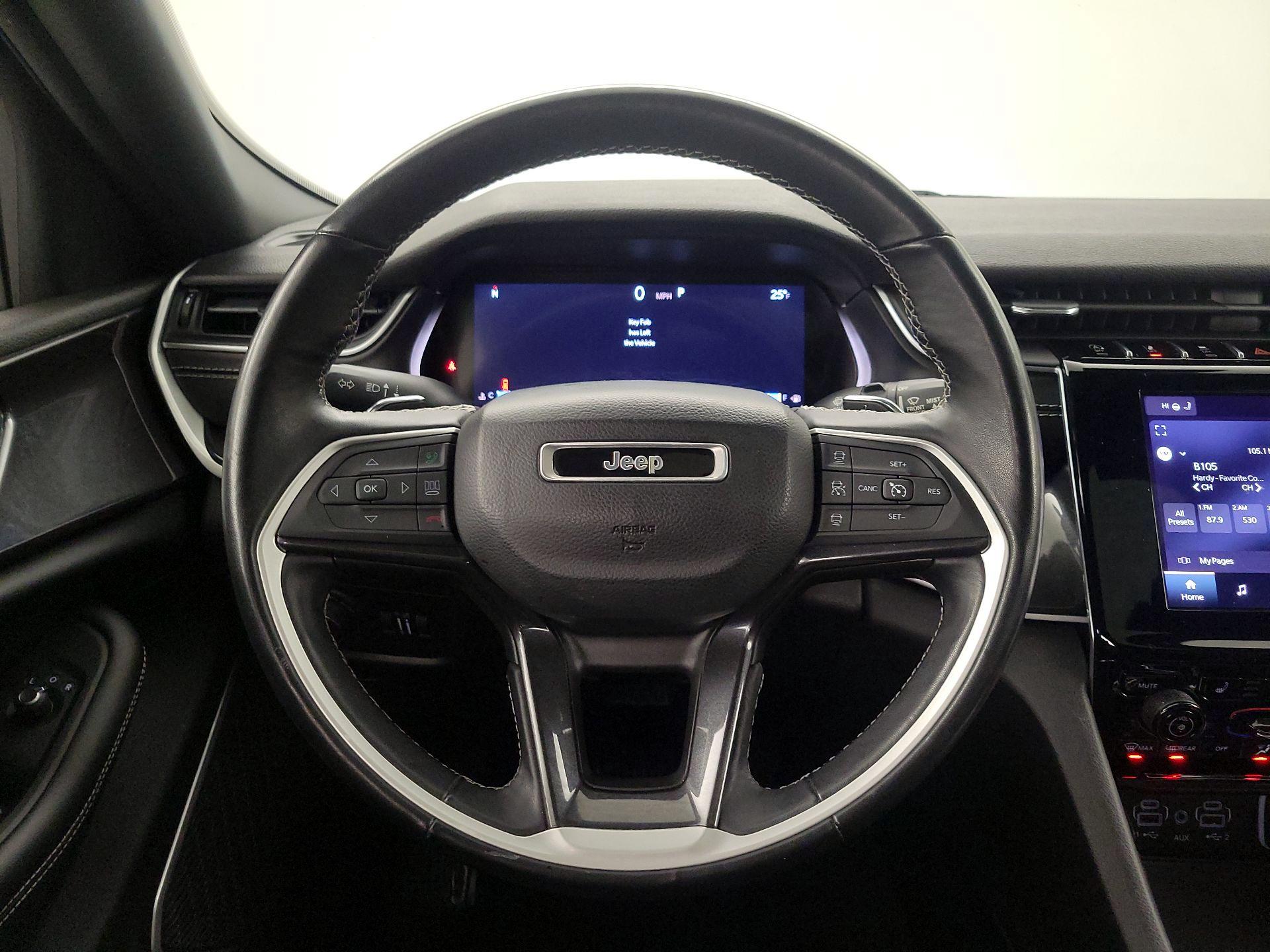 Thumbnail: 2022 Jeep Grand Cherokee - 10