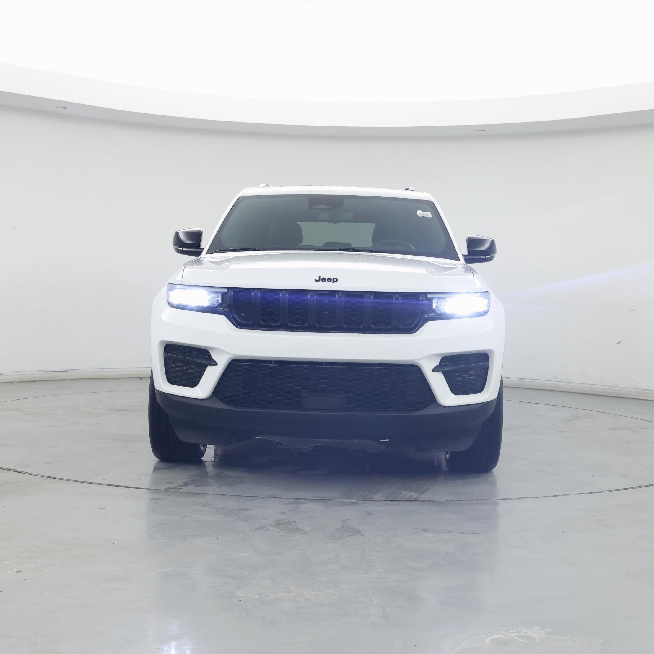 Thumbnail: 2022 Jeep Grand Cherokee - 5