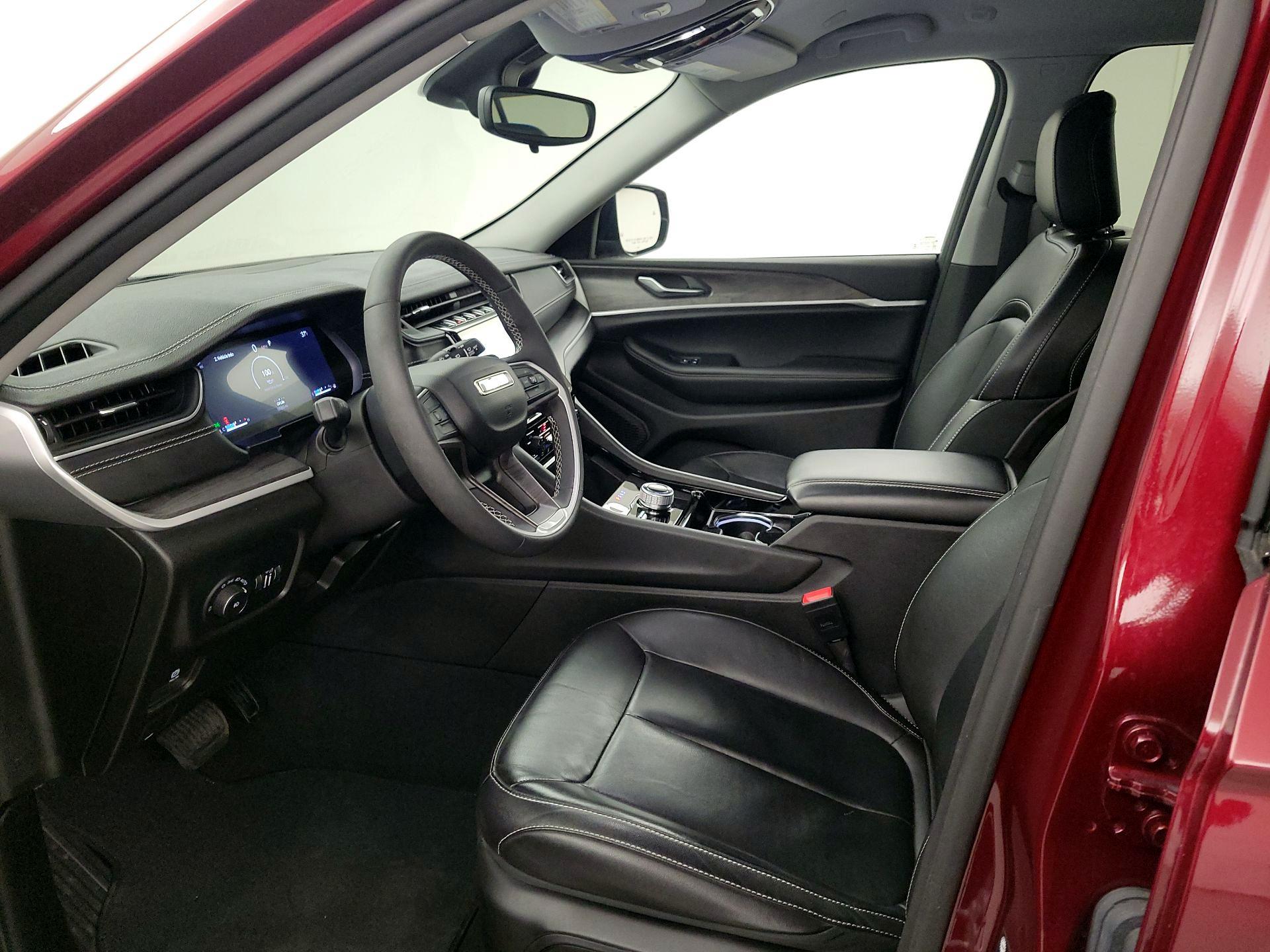 Thumbnail: 2023 Jeep Grand Cherokee - 11