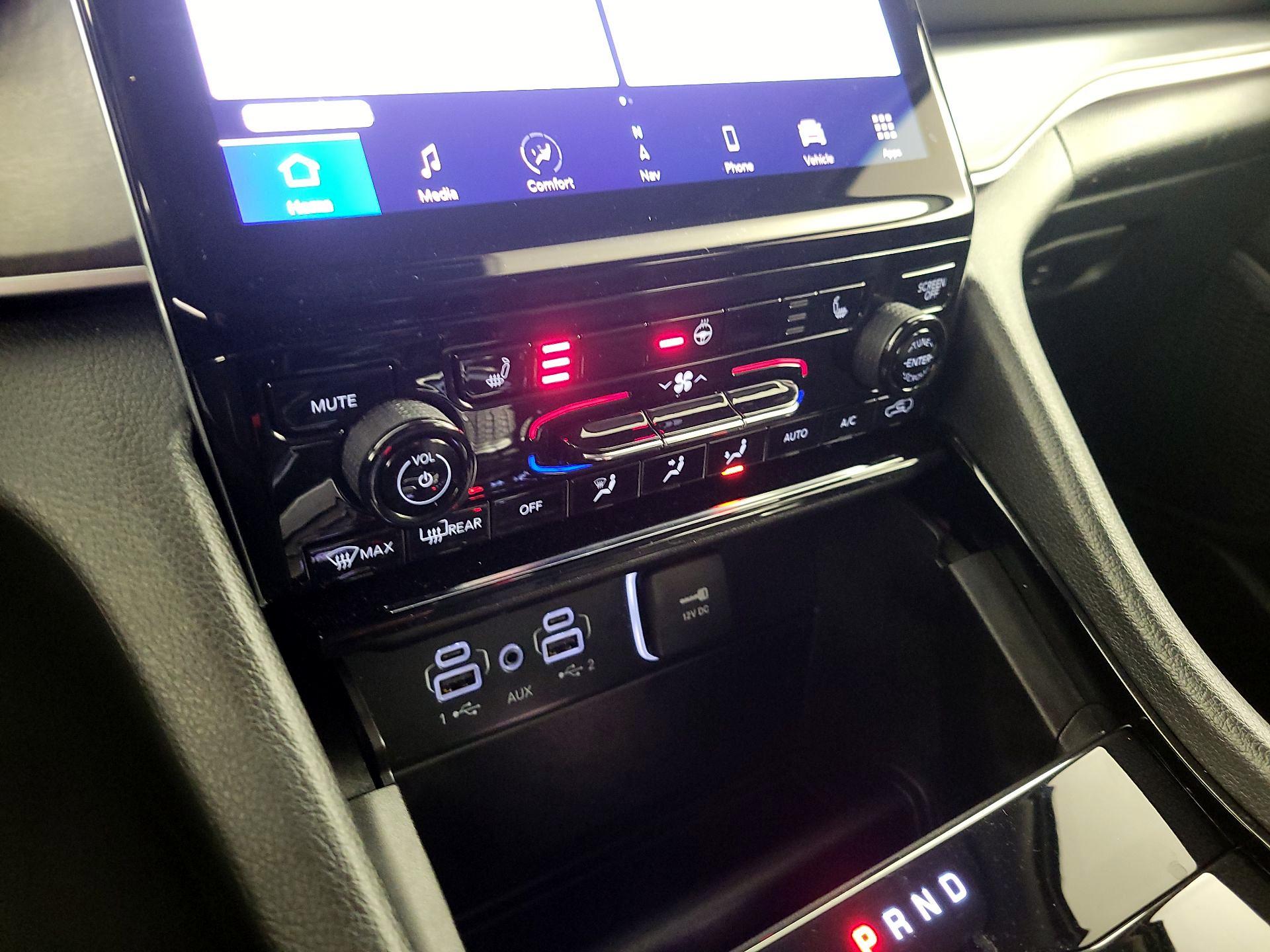 Thumbnail: 2023 Jeep Grand Cherokee - 17