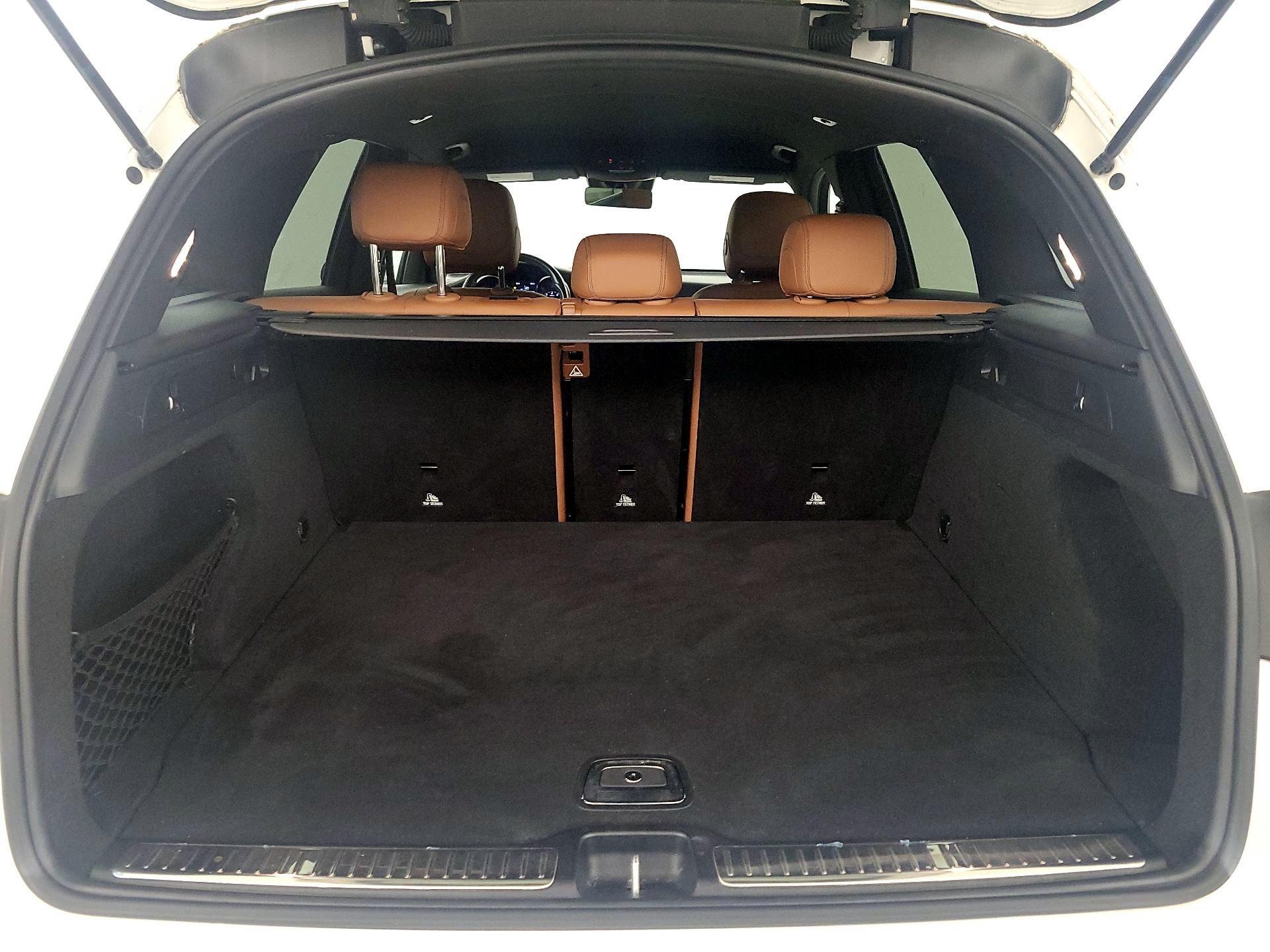 Thumbnail: 2022 Mercedes-Benz GLC - 20