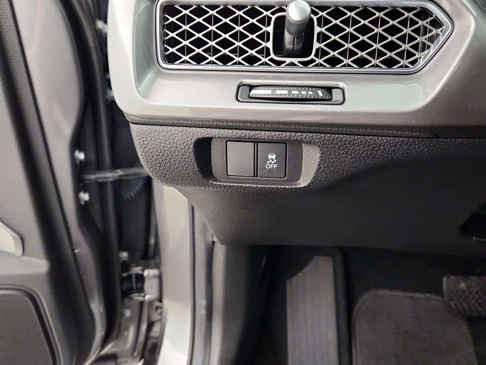 Thumbnail: 2024 Acura Integra - 13