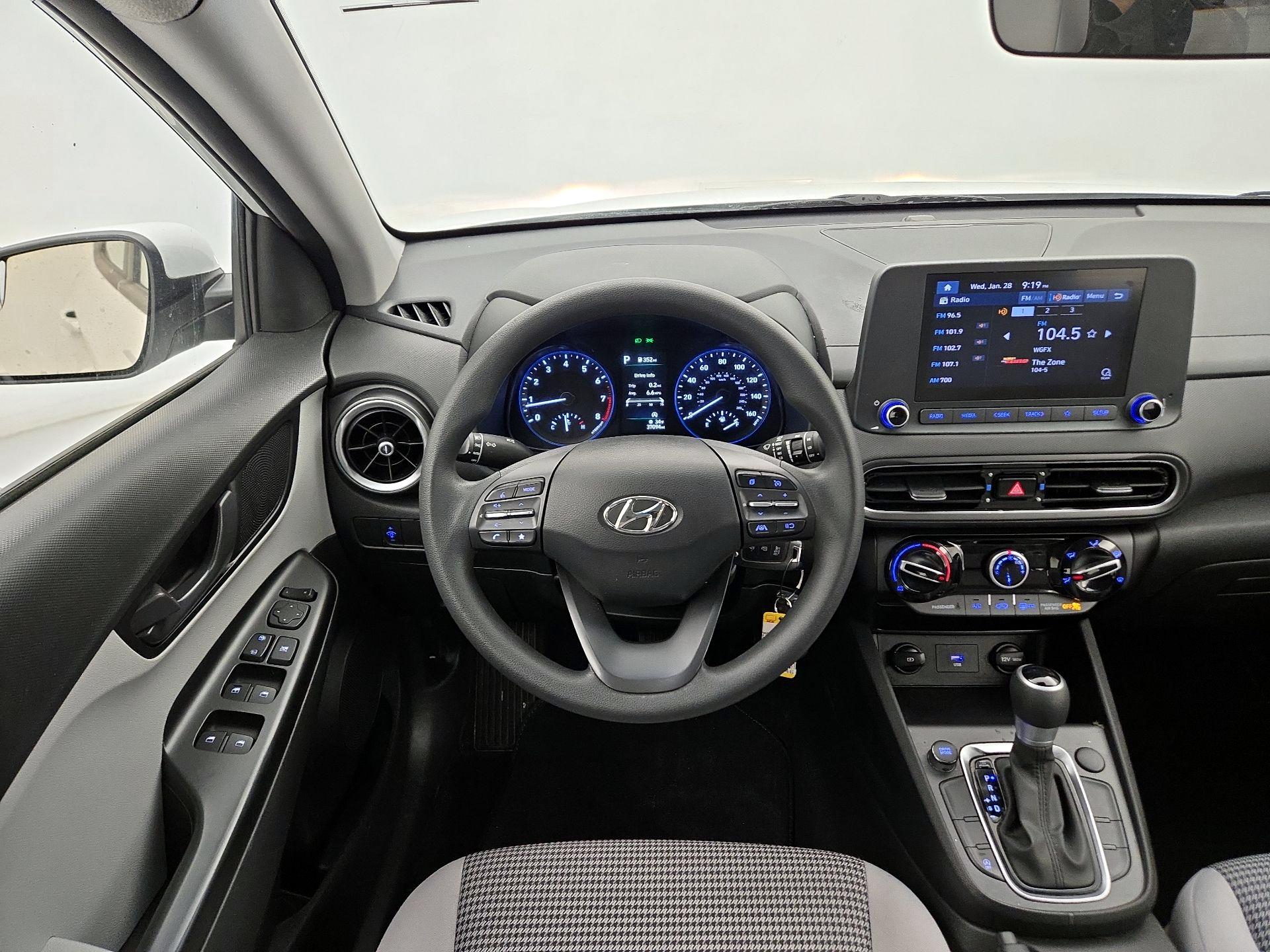 Thumbnail: 2022 Hyundai Kona - 10