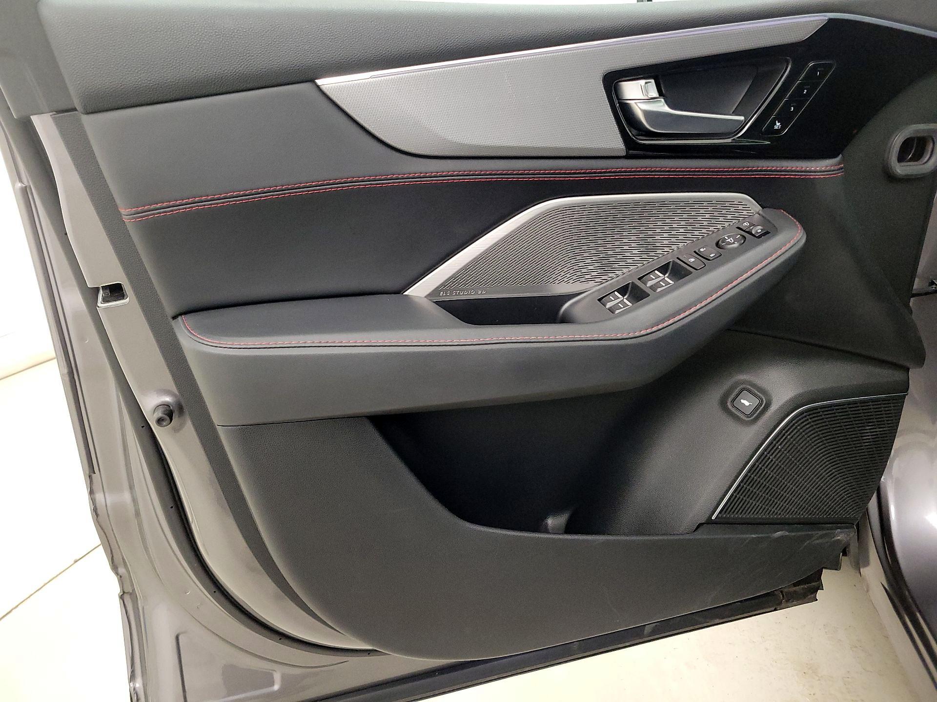 Thumbnail: 2023 Acura MDX - 12