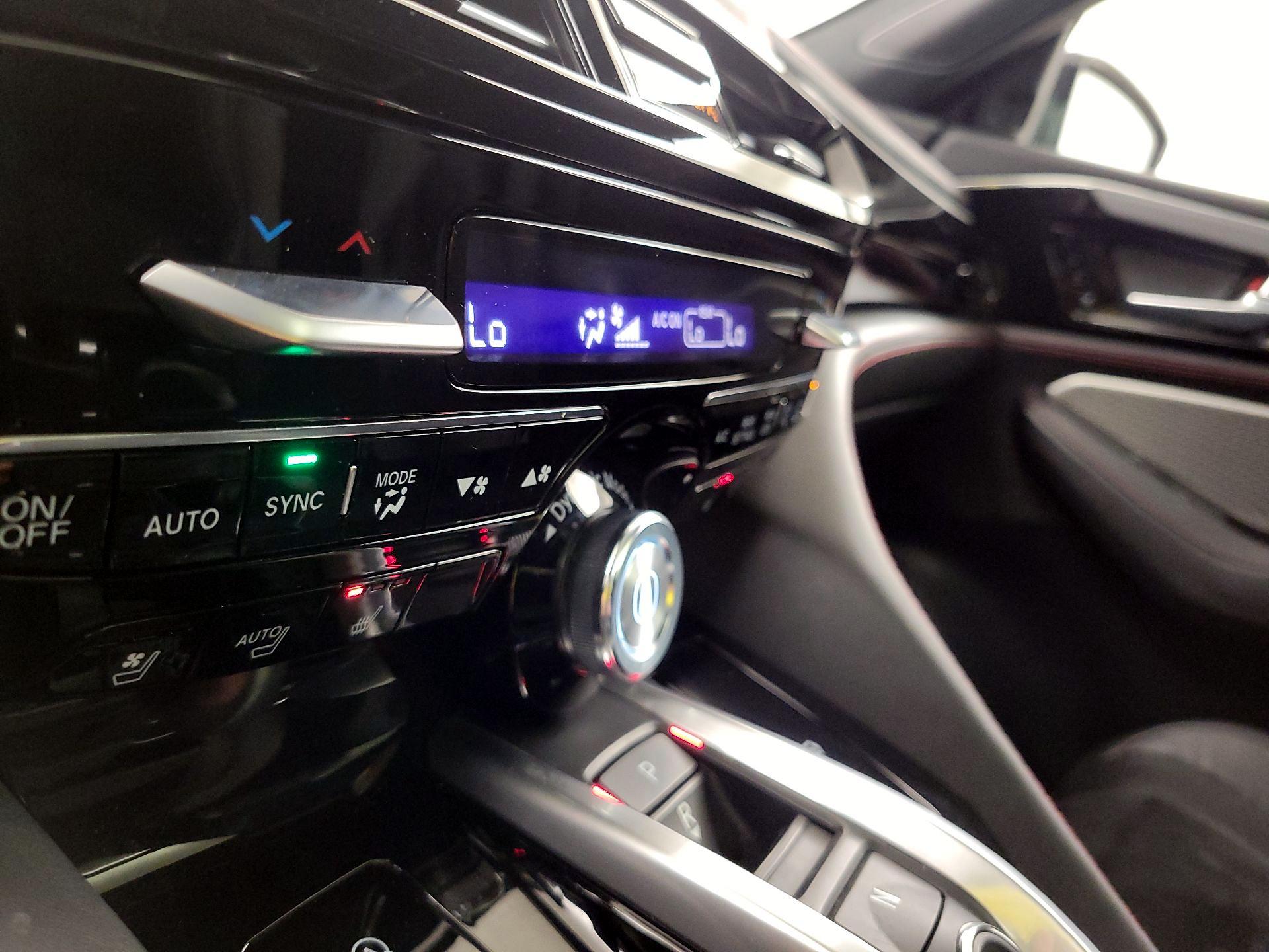 Thumbnail: 2023 Acura MDX - 17