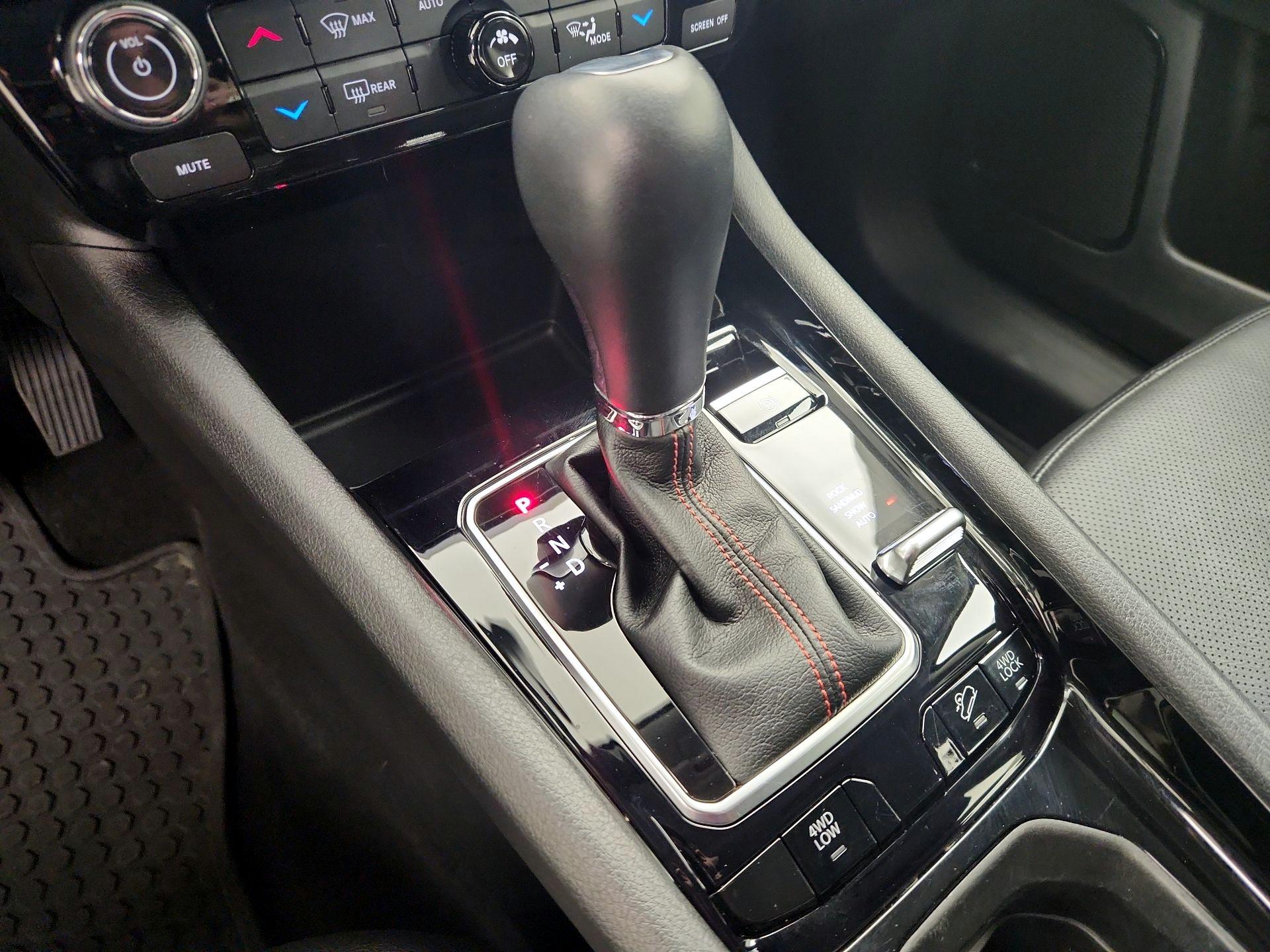 Thumbnail: 2022 Jeep Compass - 18