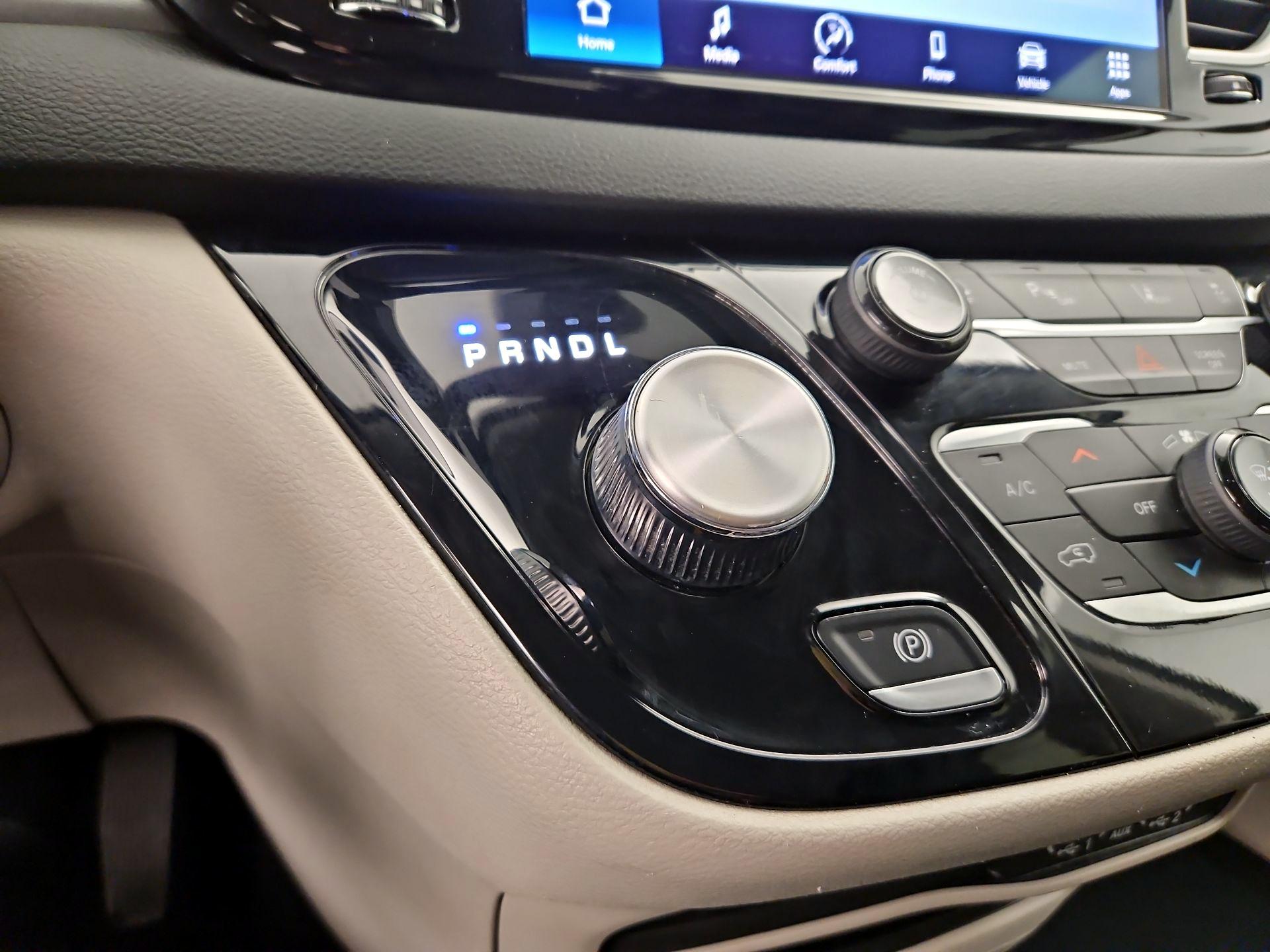 Thumbnail: 2023 Chrysler Pacifica - 17