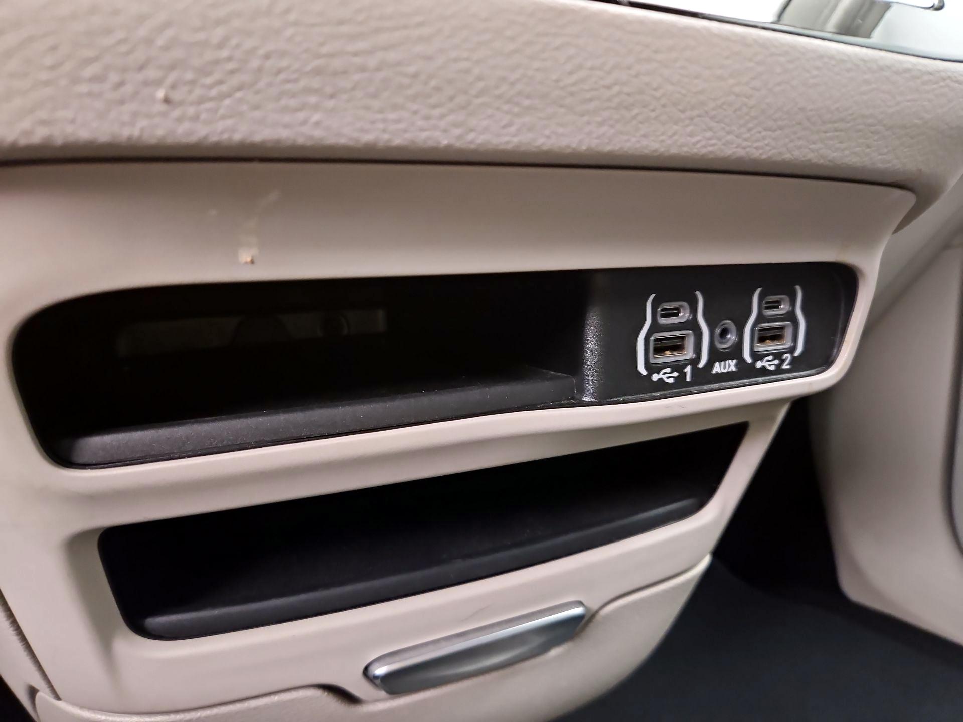 Thumbnail: 2023 Chrysler Pacifica - 18