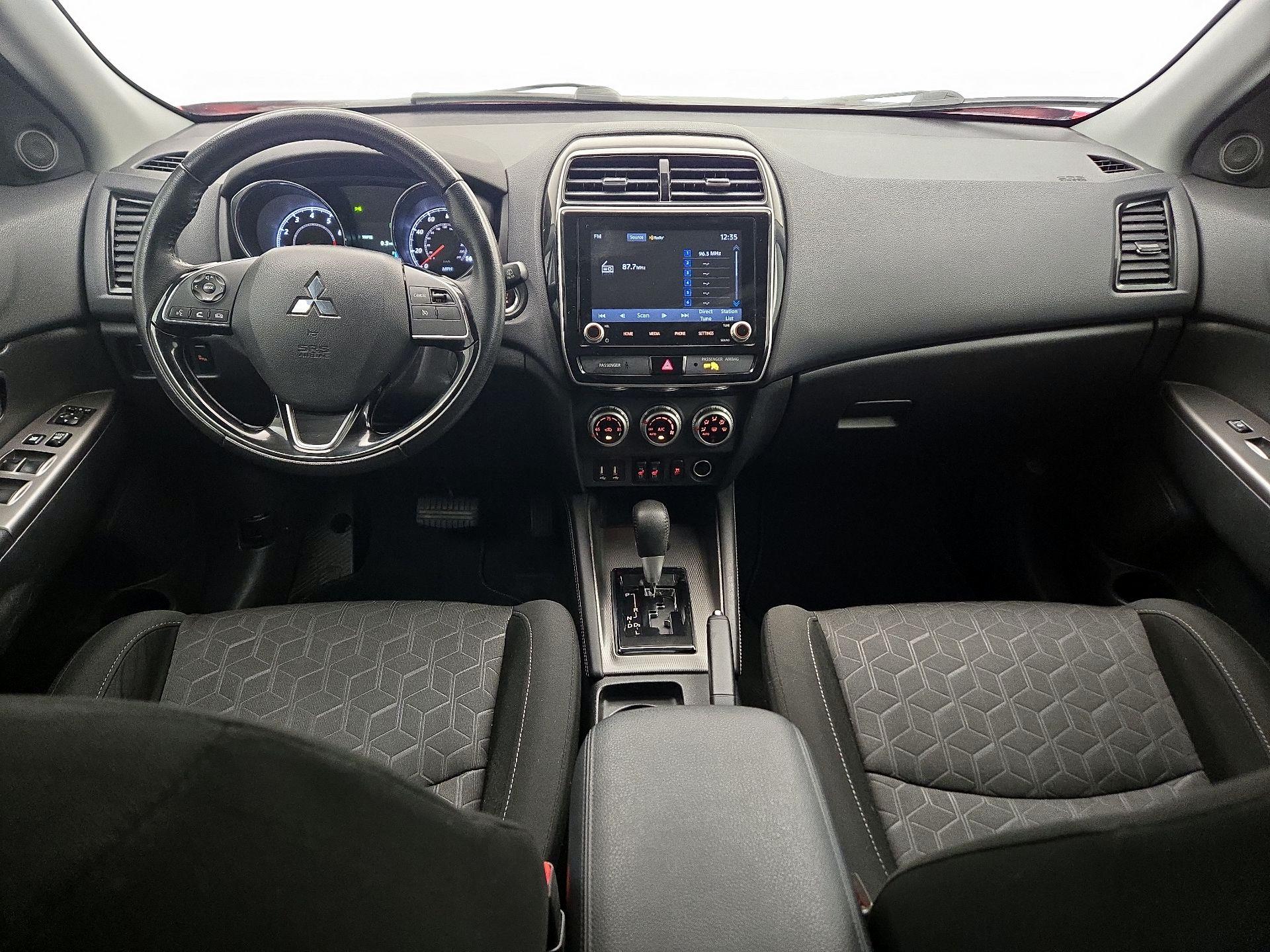 Thumbnail: 2020 Mitsubishi Outlander Sport - 9