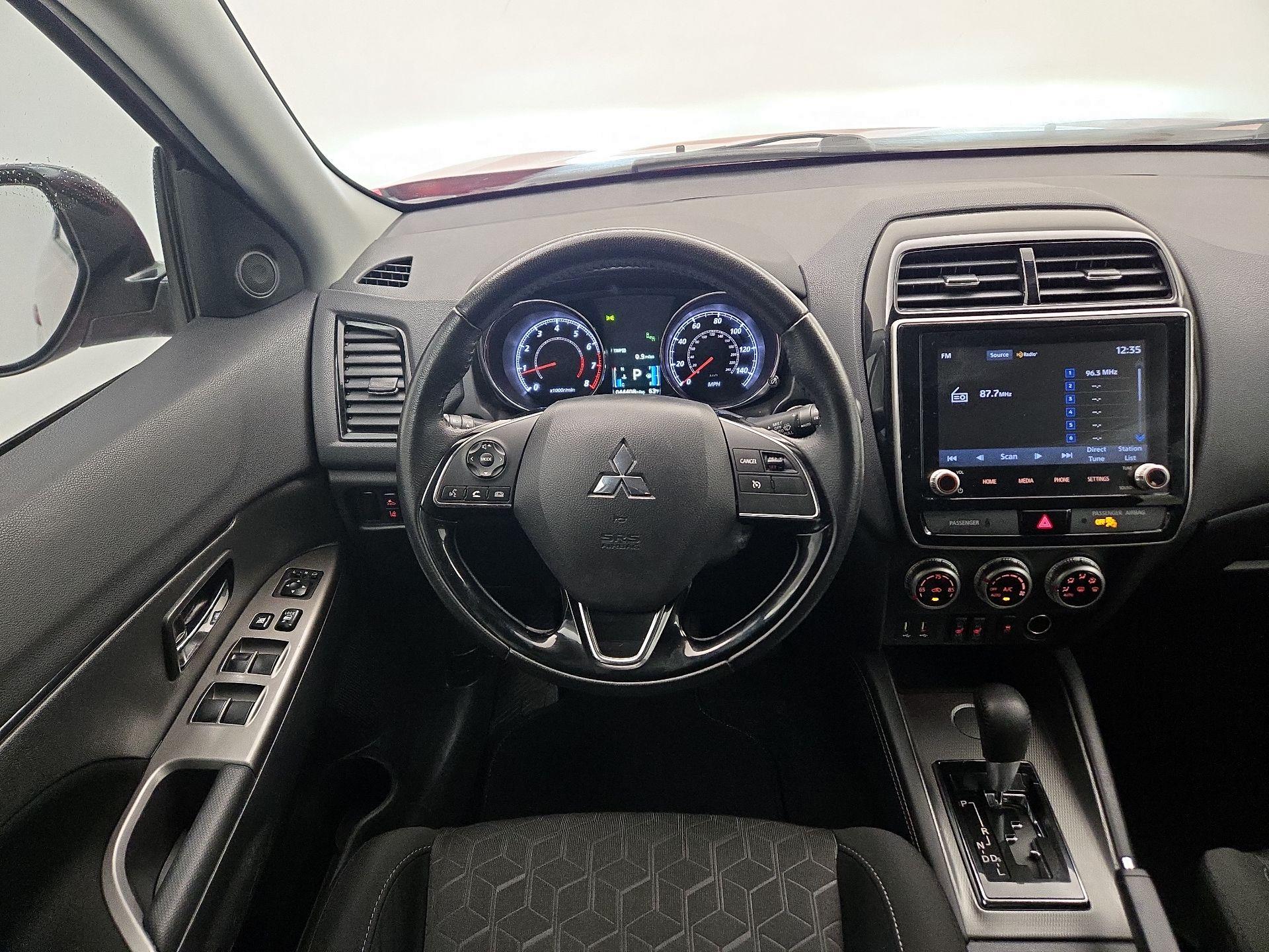 Thumbnail: 2020 Mitsubishi Outlander Sport - 10