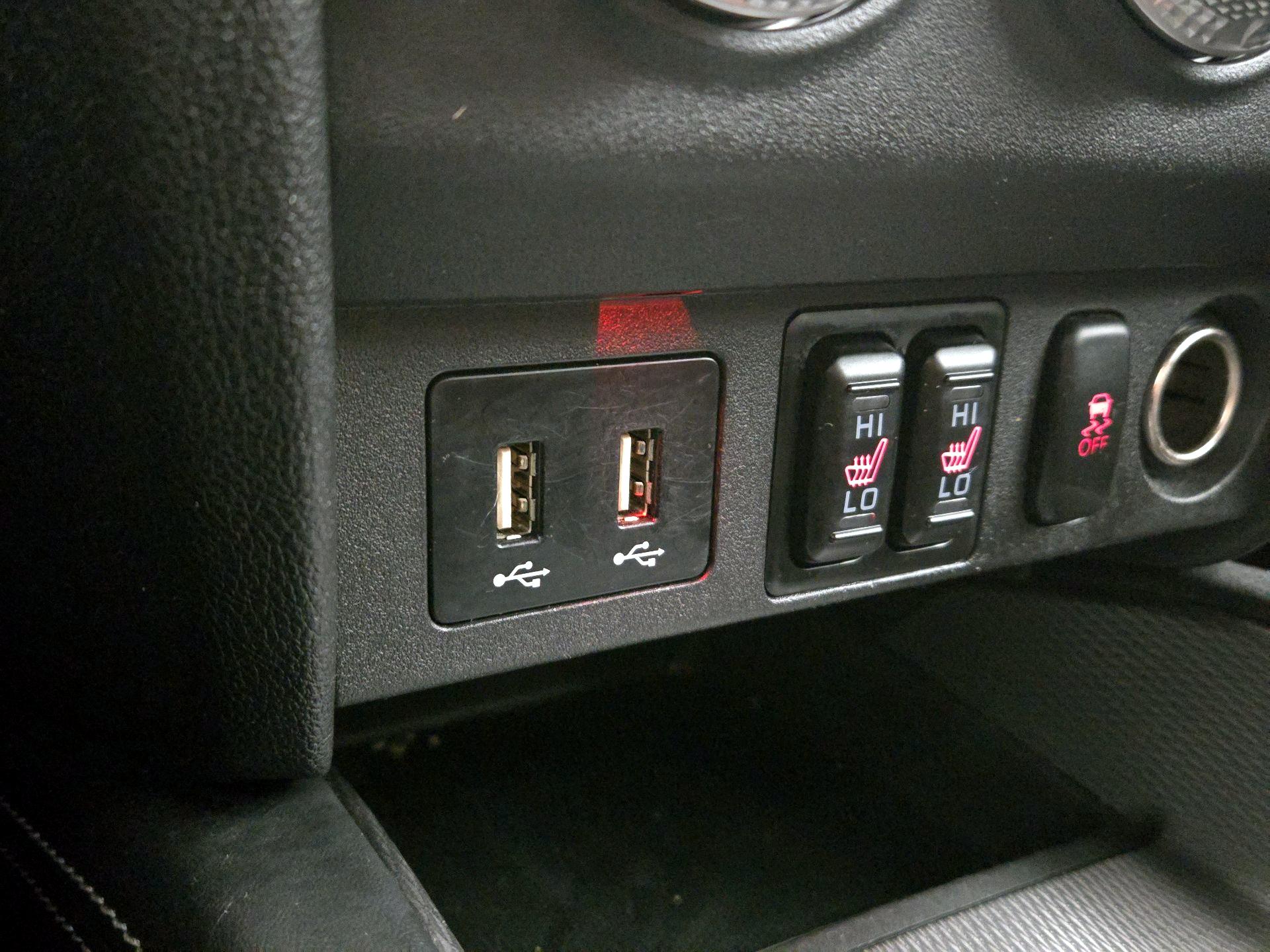 Thumbnail: 2020 Mitsubishi Outlander Sport - 18