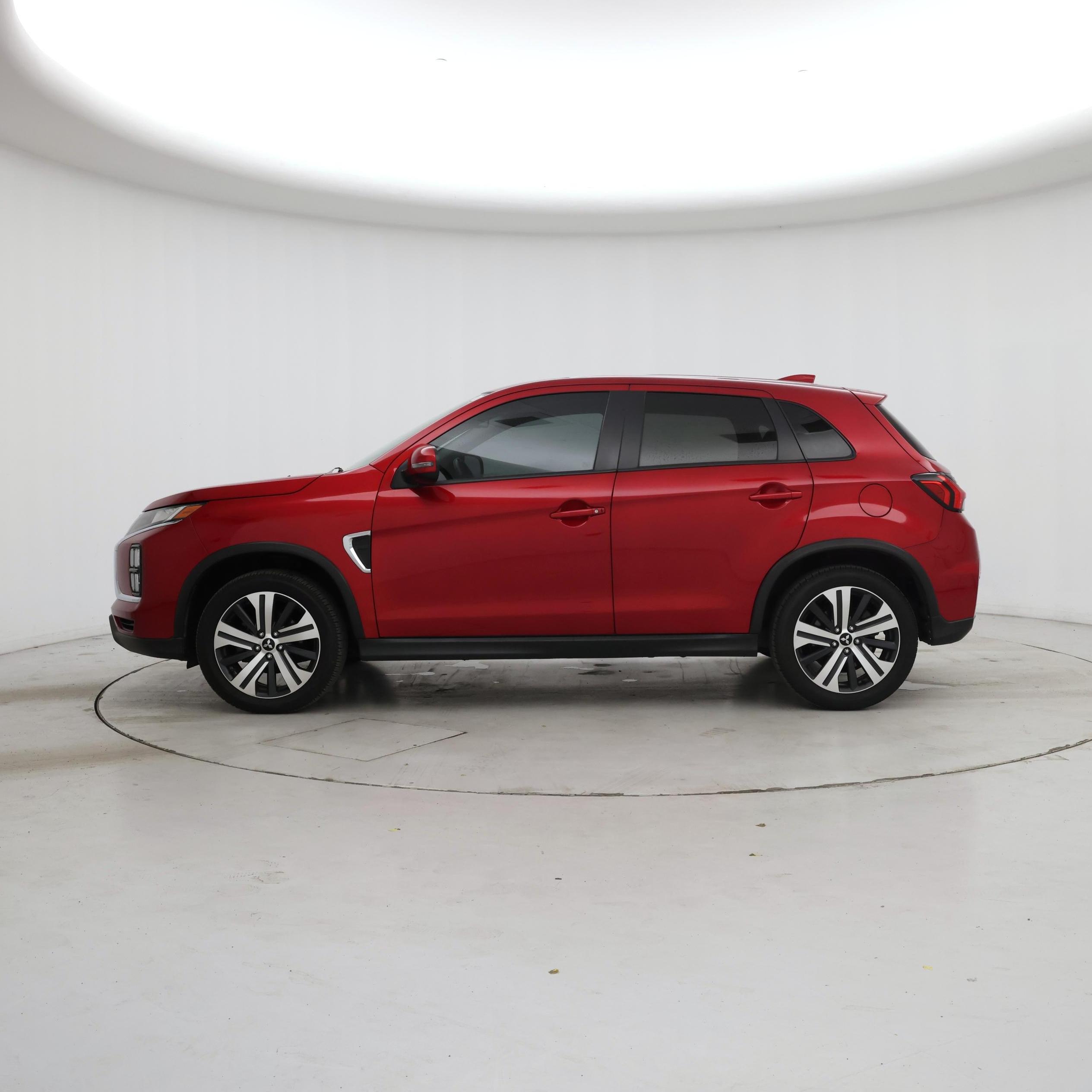 Thumbnail: 2020 Mitsubishi Outlander Sport - 3