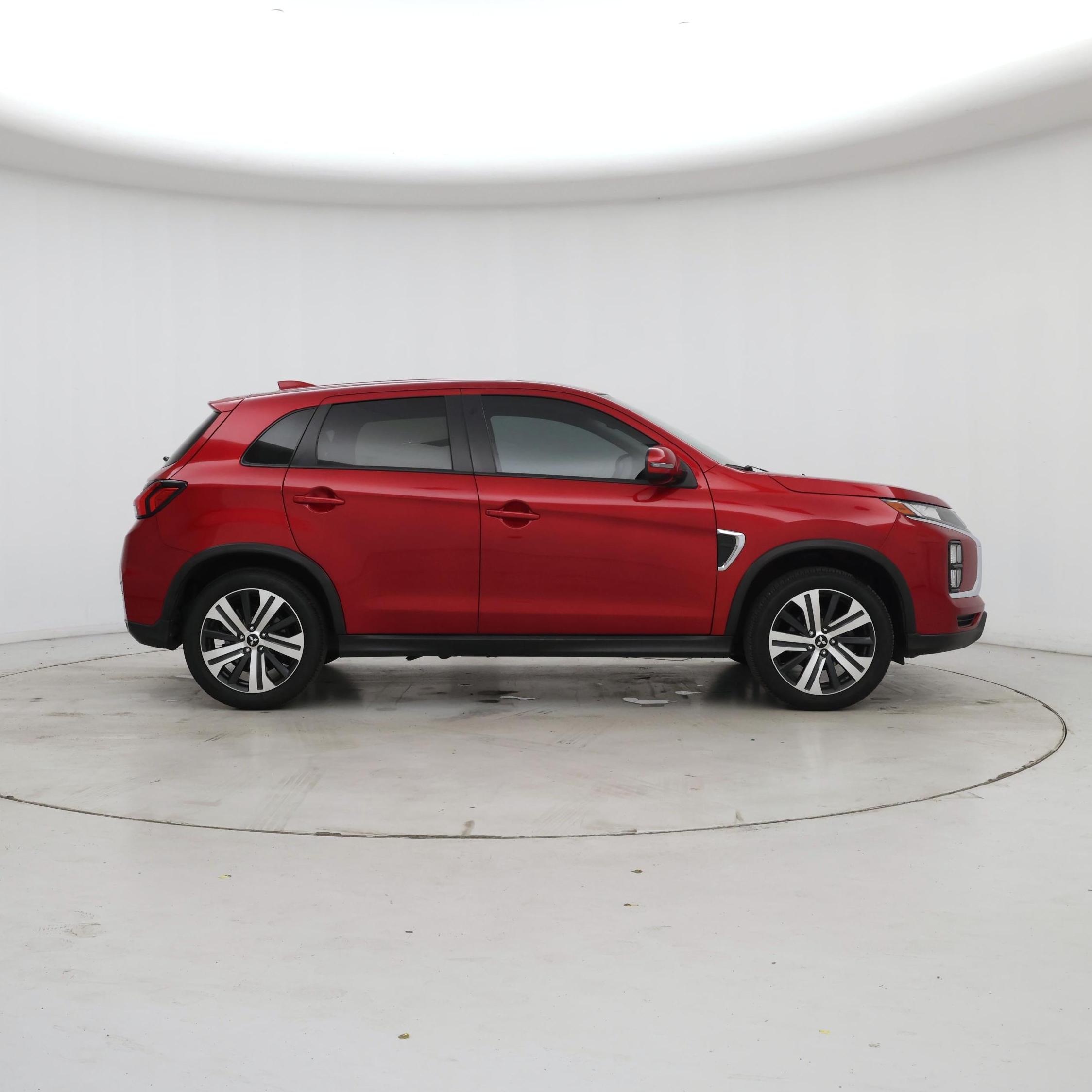 Thumbnail: 2020 Mitsubishi Outlander Sport - 7