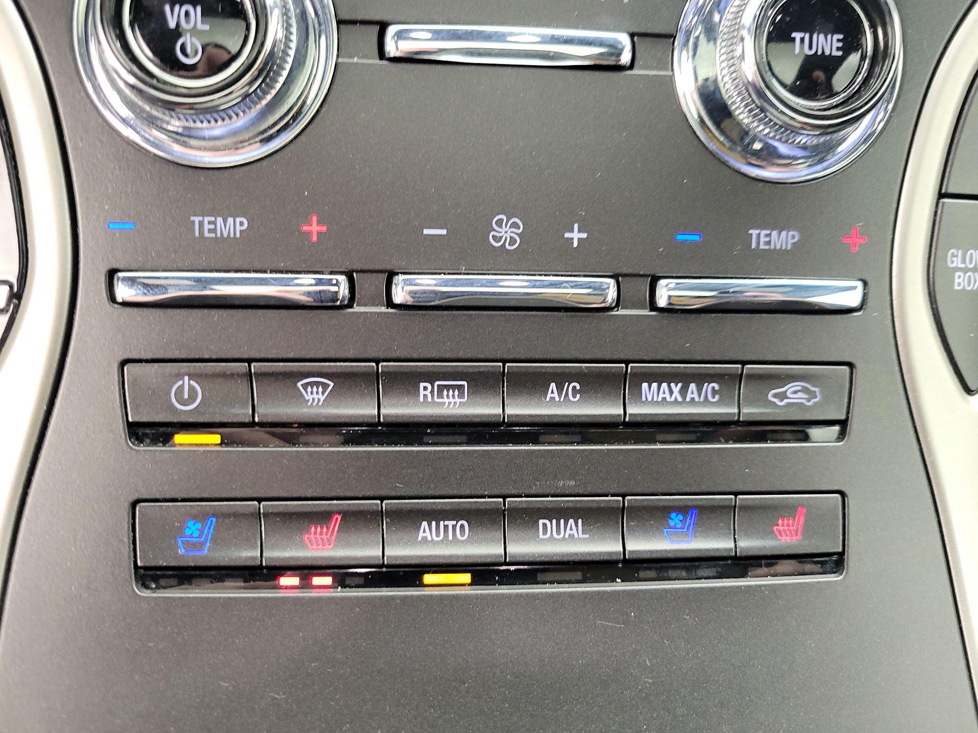 Thumbnail: 2020 Lincoln Nautilus - 17