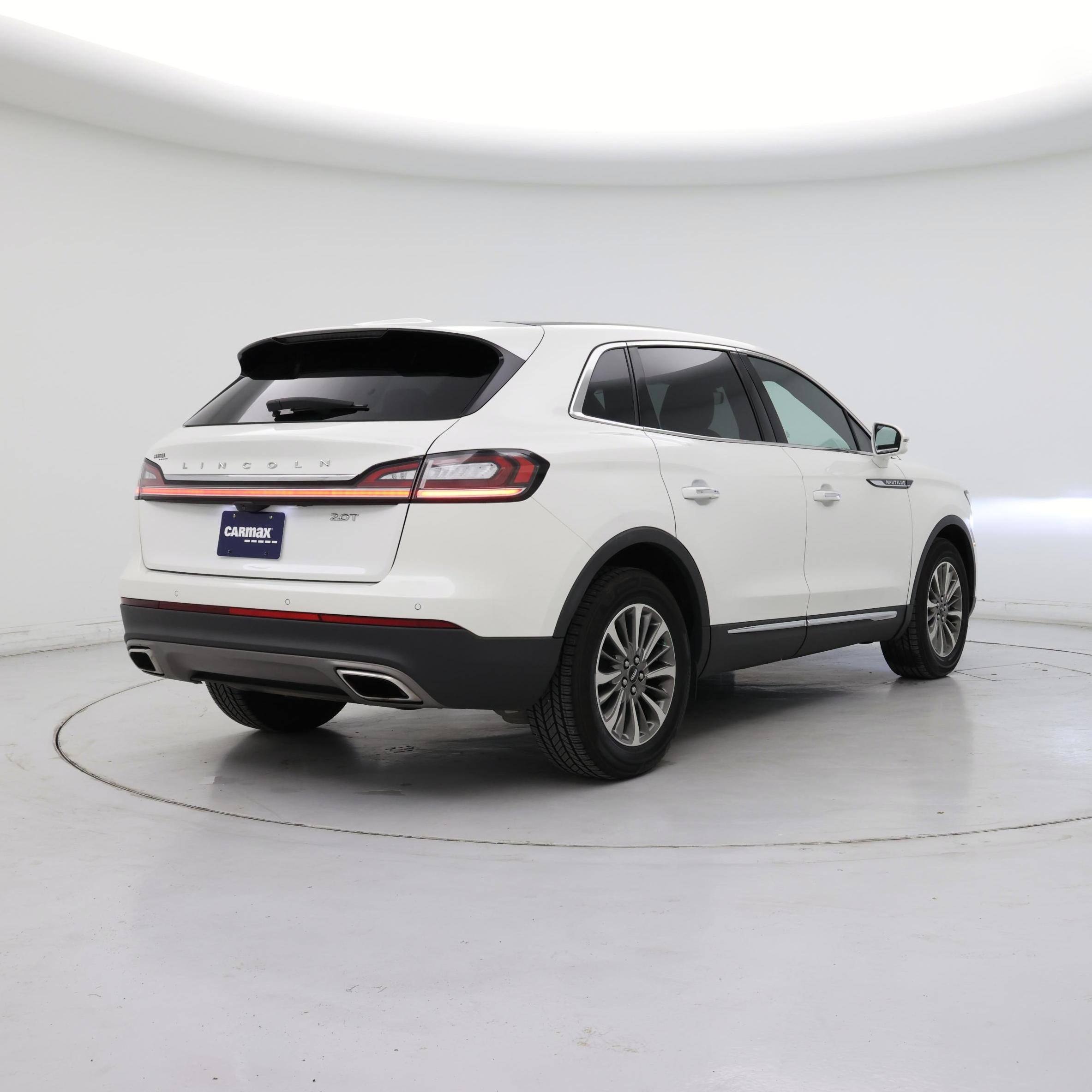 Thumbnail: 2020 Lincoln Nautilus - 8