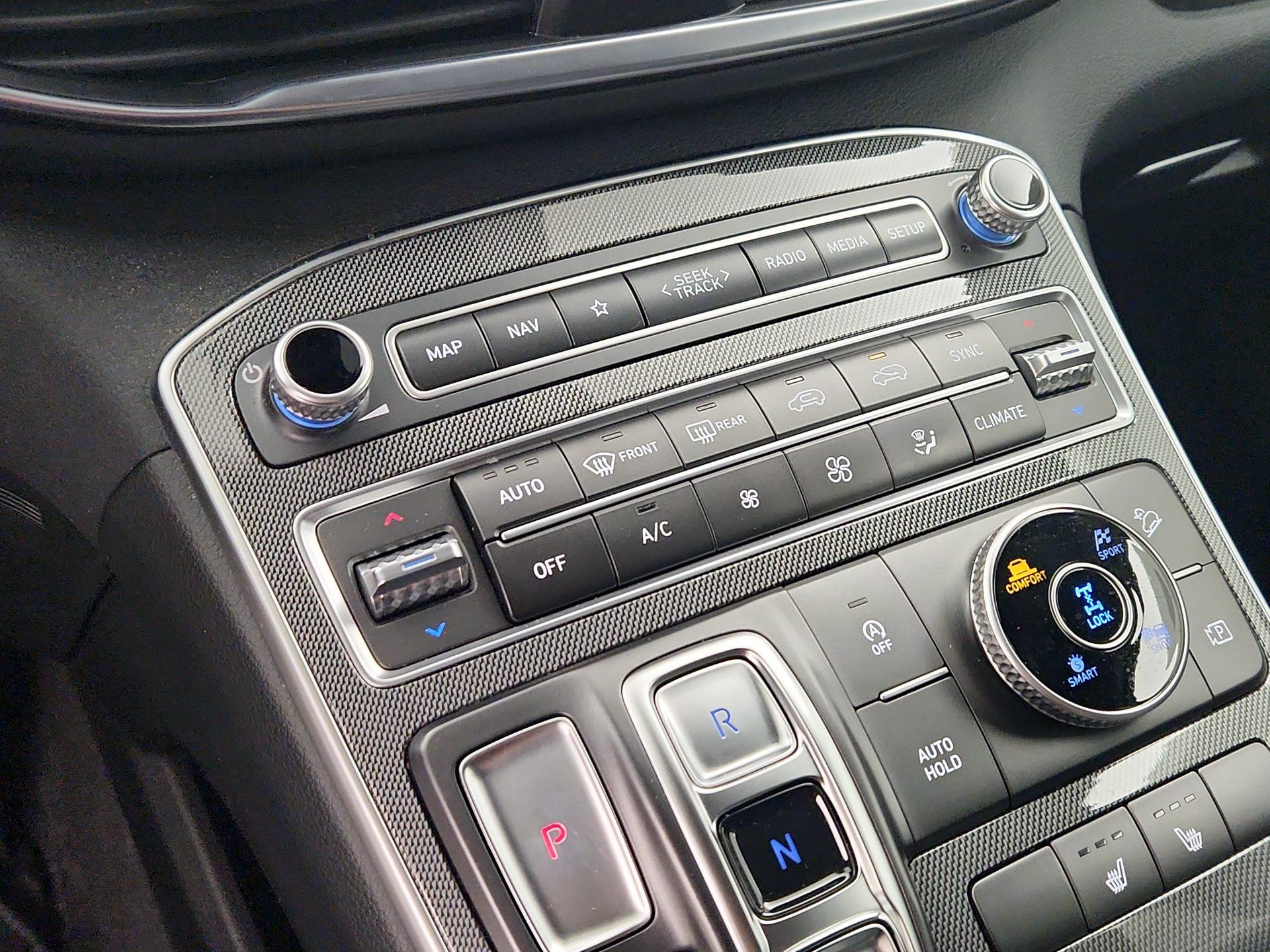 Thumbnail: 2023 Hyundai Santa Fe - 17