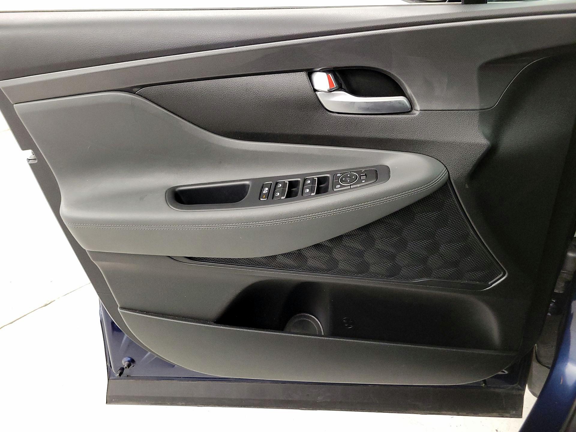 Thumbnail: 2023 Hyundai Santa Fe - 12