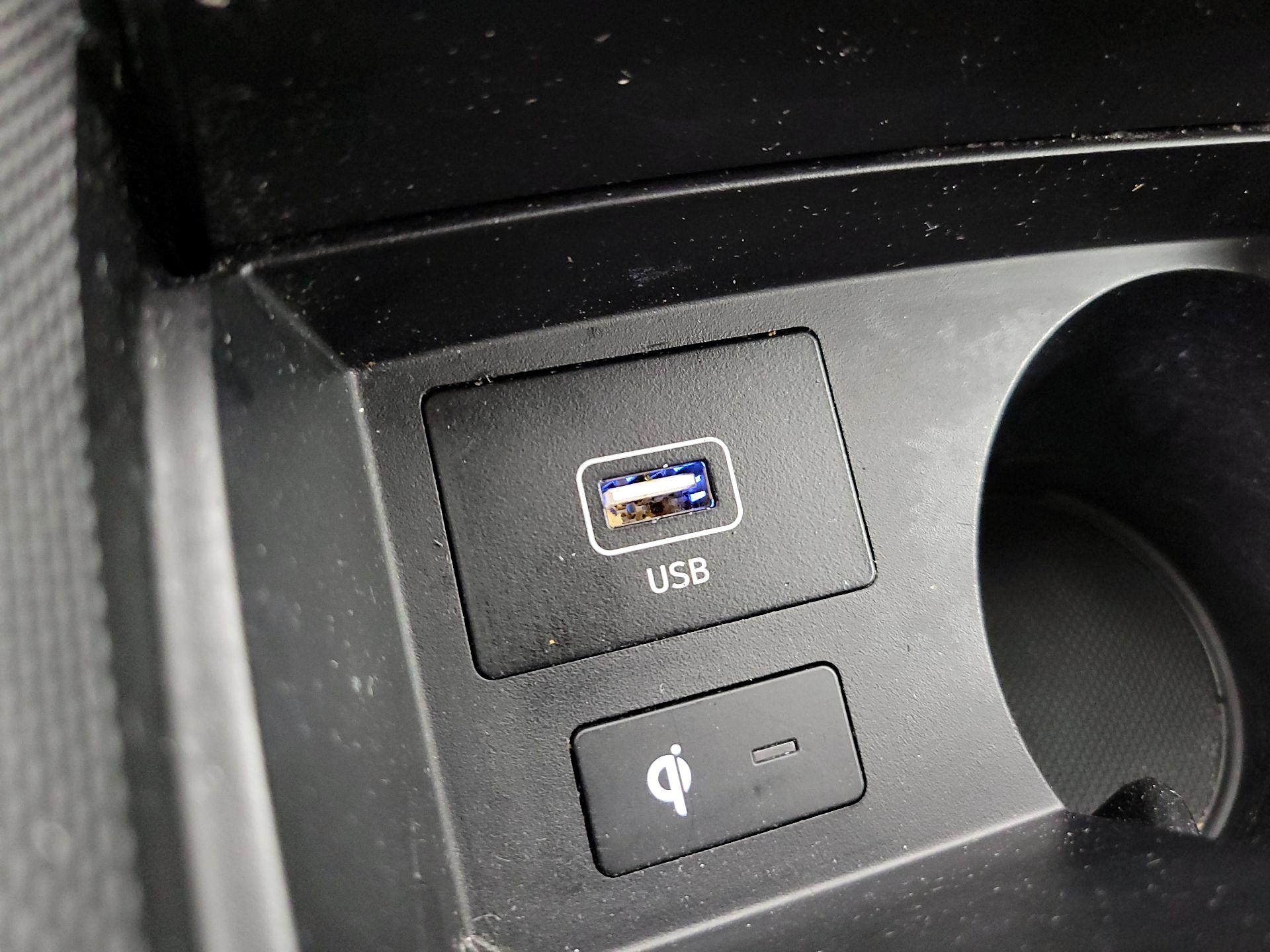 Thumbnail: 2023 Hyundai Santa Fe - 19