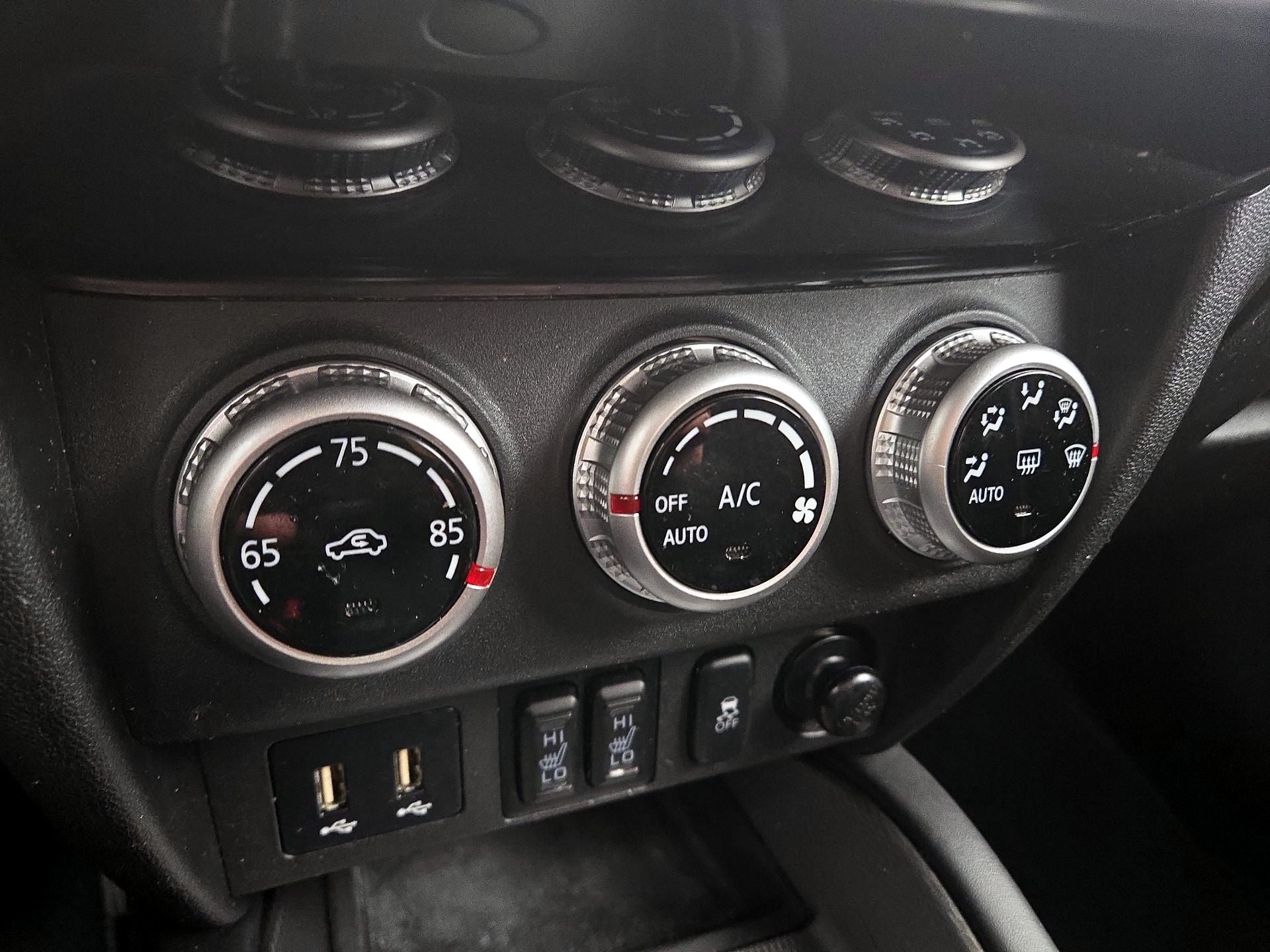 Thumbnail: 2022 Mitsubishi Outlander Sport - 16