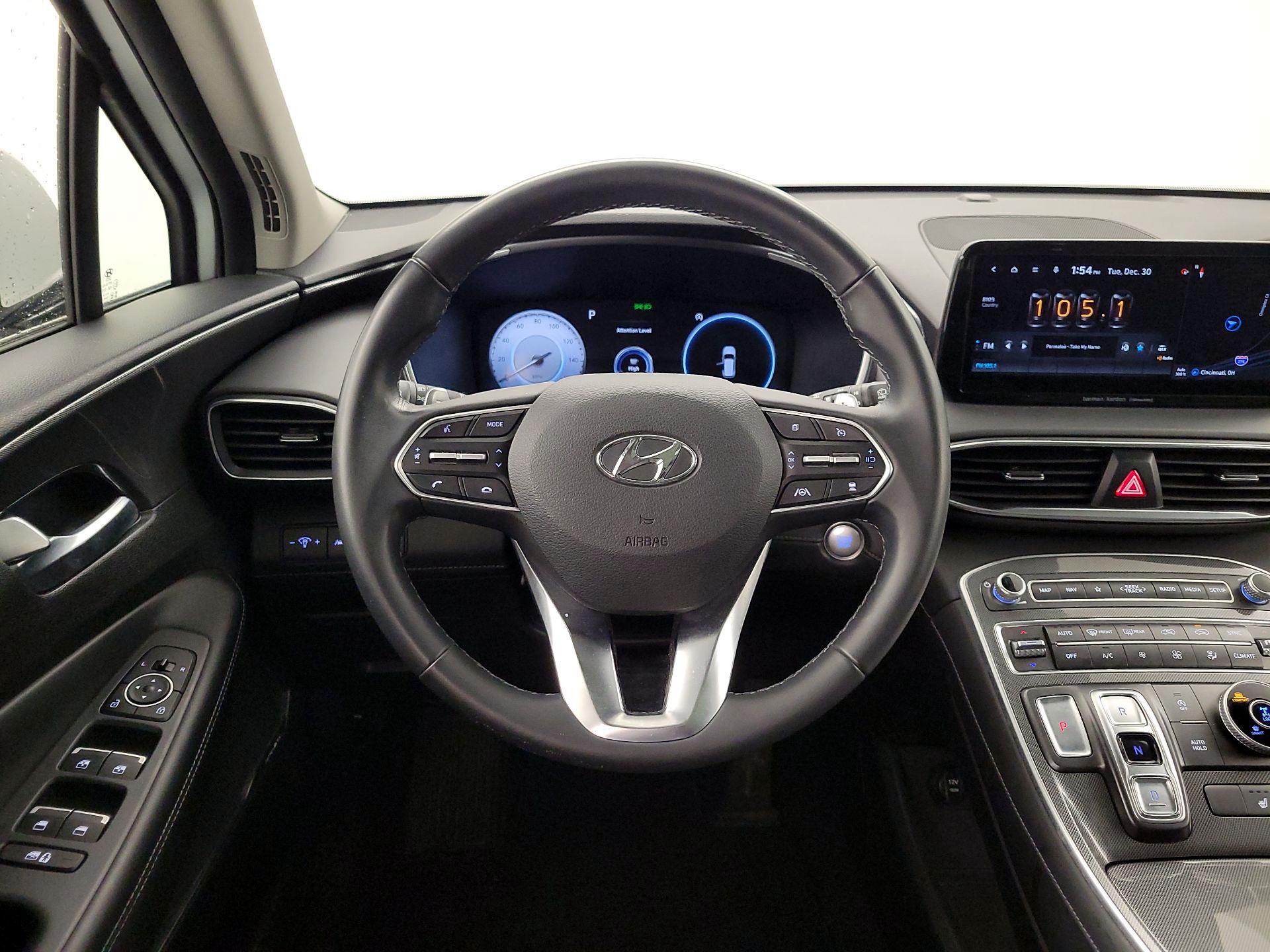 Thumbnail: 2022 Hyundai Santa Fe - 10