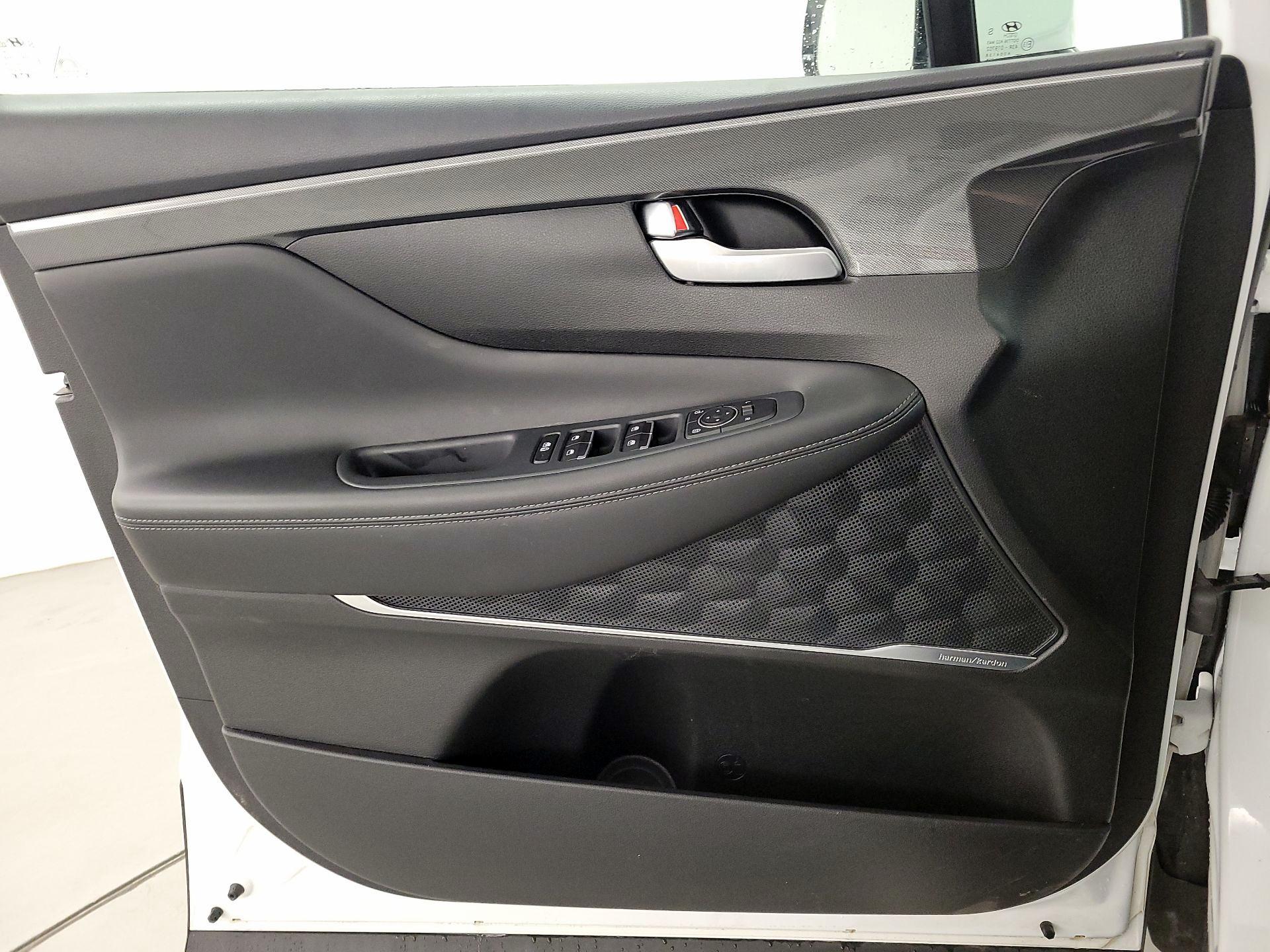 Thumbnail: 2022 Hyundai Santa Fe - 12