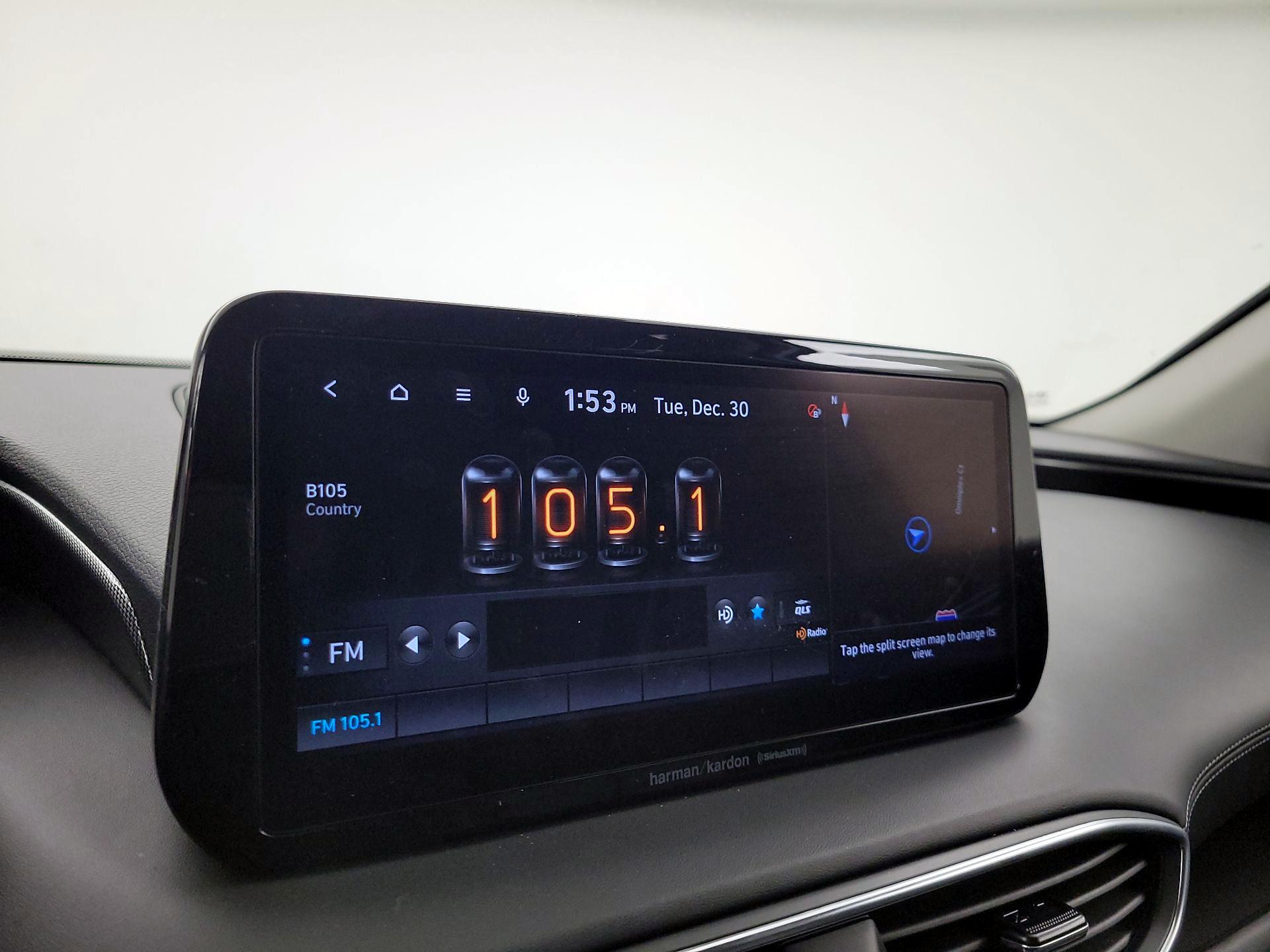 Thumbnail: 2022 Hyundai Santa Fe - 16