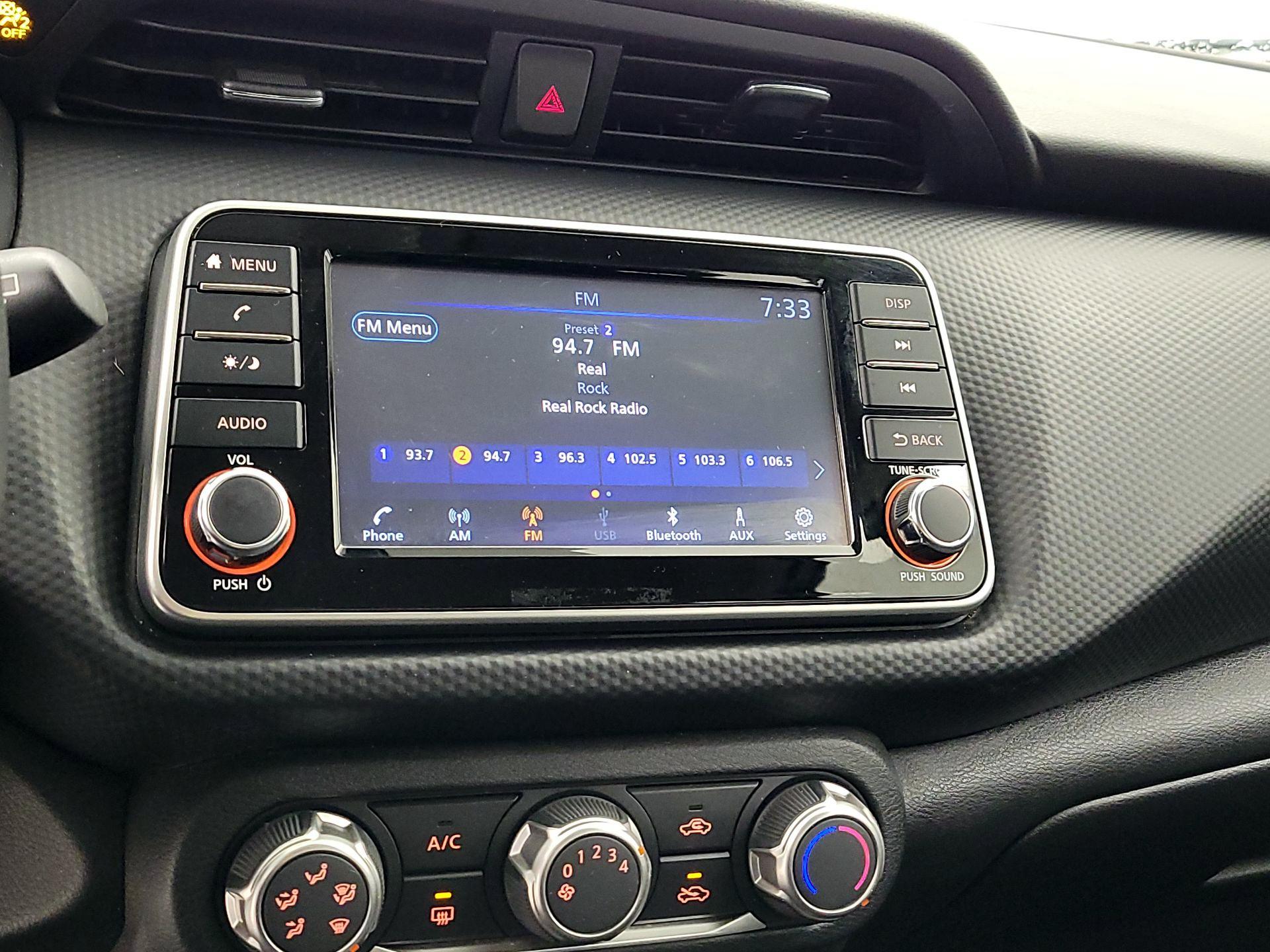 Thumbnail: 2023 Nissan Kicks - 15