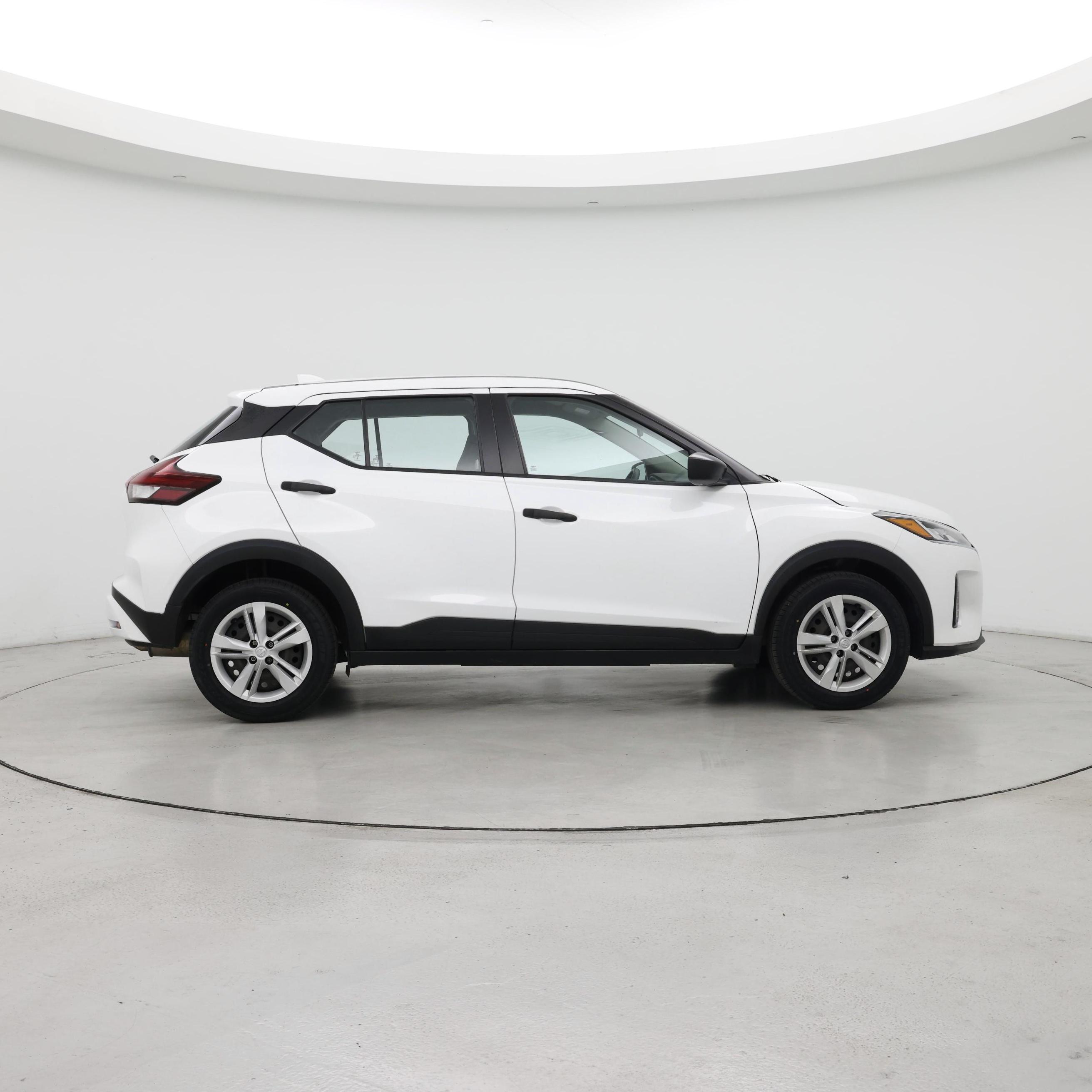 Thumbnail: 2023 Nissan Kicks - 7