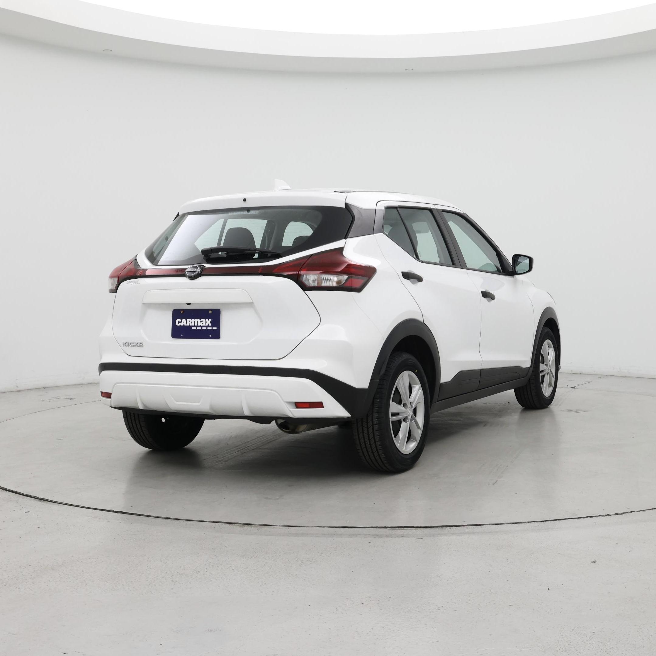 Thumbnail: 2023 Nissan Kicks - 8