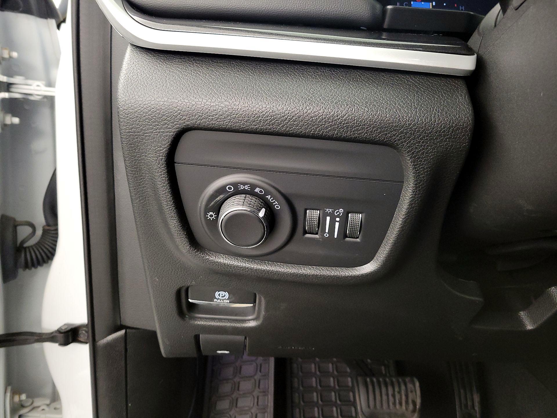 Thumbnail: 2023 Jeep Grand Cherokee L - 13