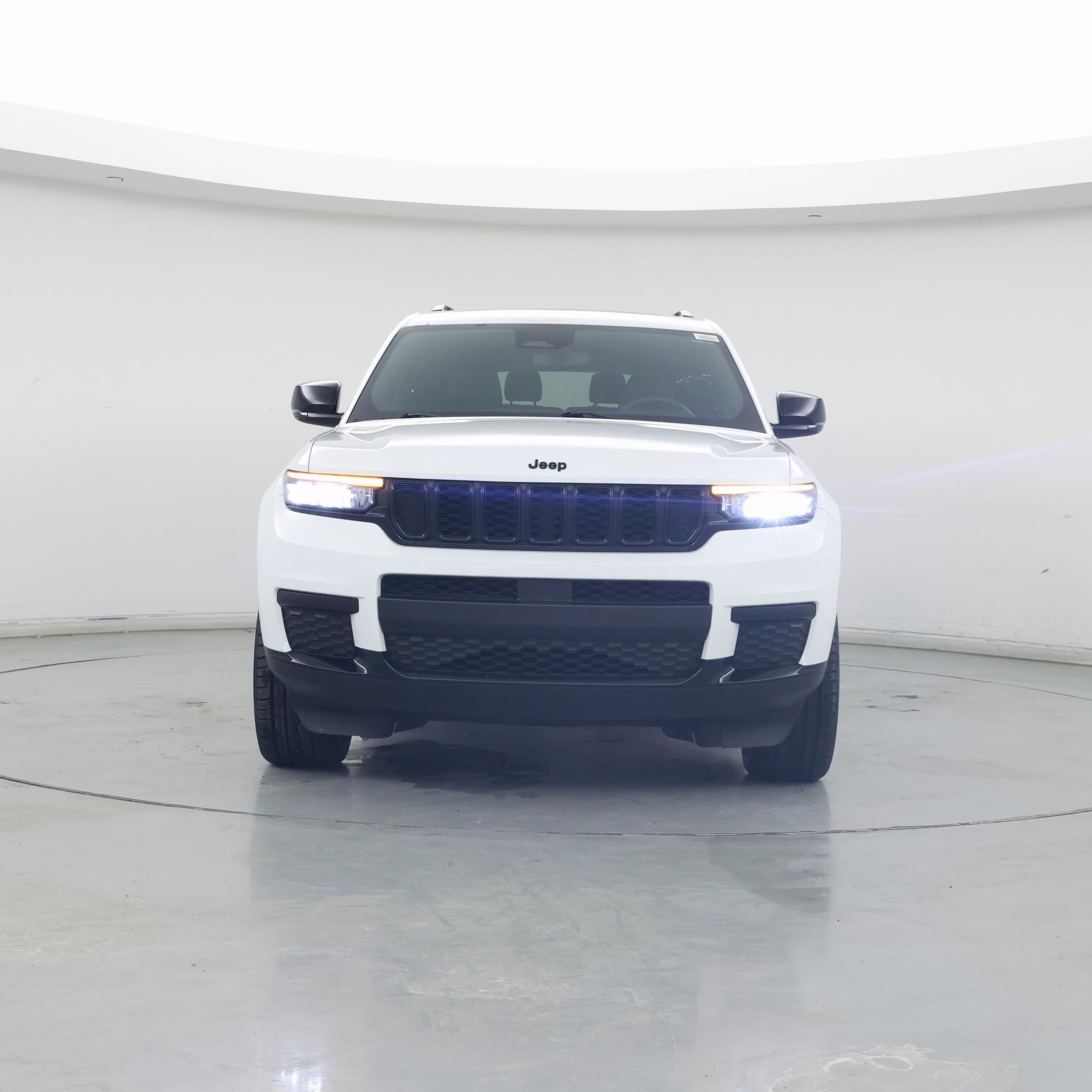 Thumbnail: 2023 Jeep Grand Cherokee L - 5